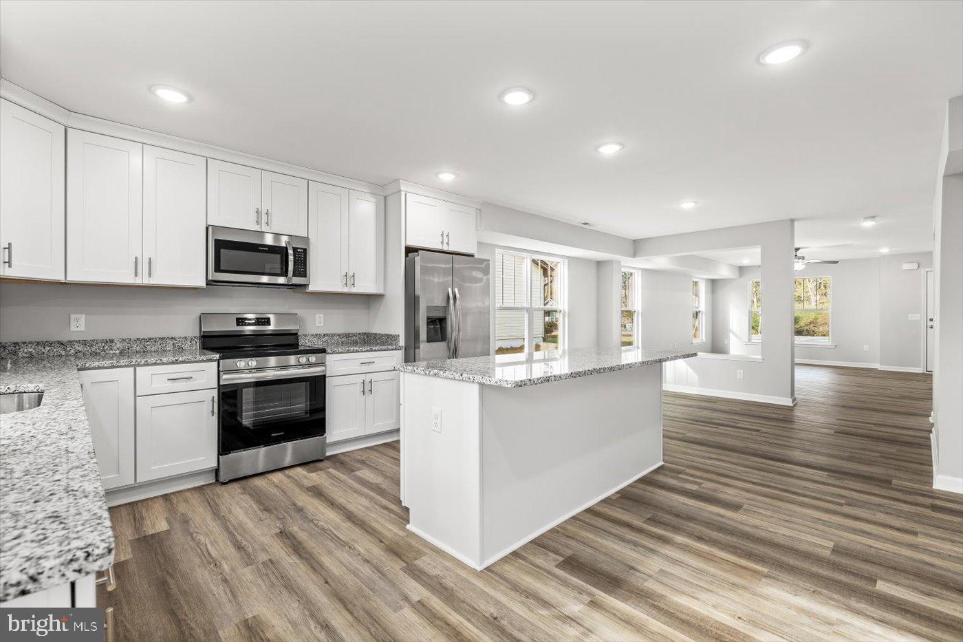 WESTMORELAND SHORES - Residential Lease