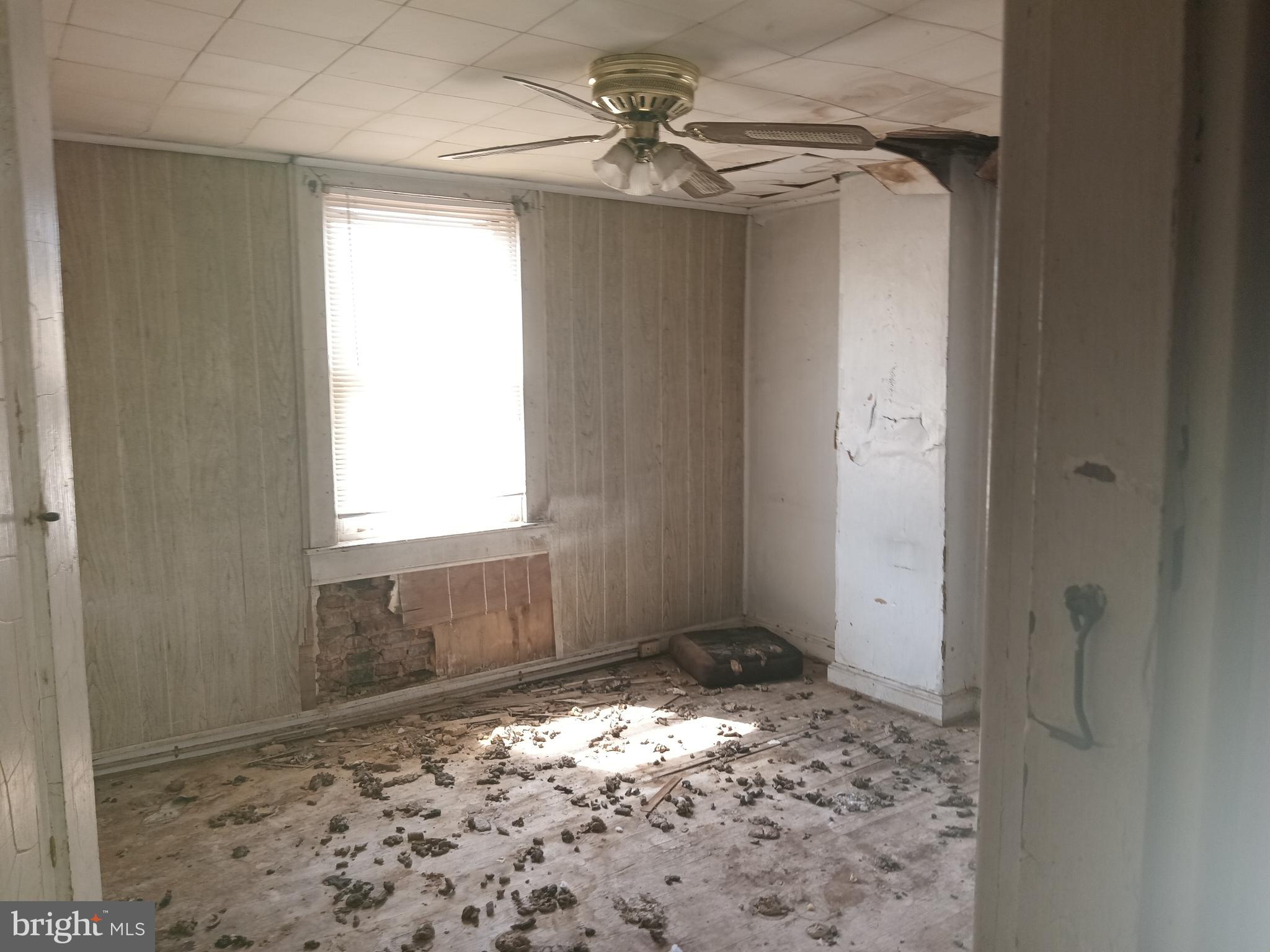 SANDTOWN-WINCHESTER - Residential