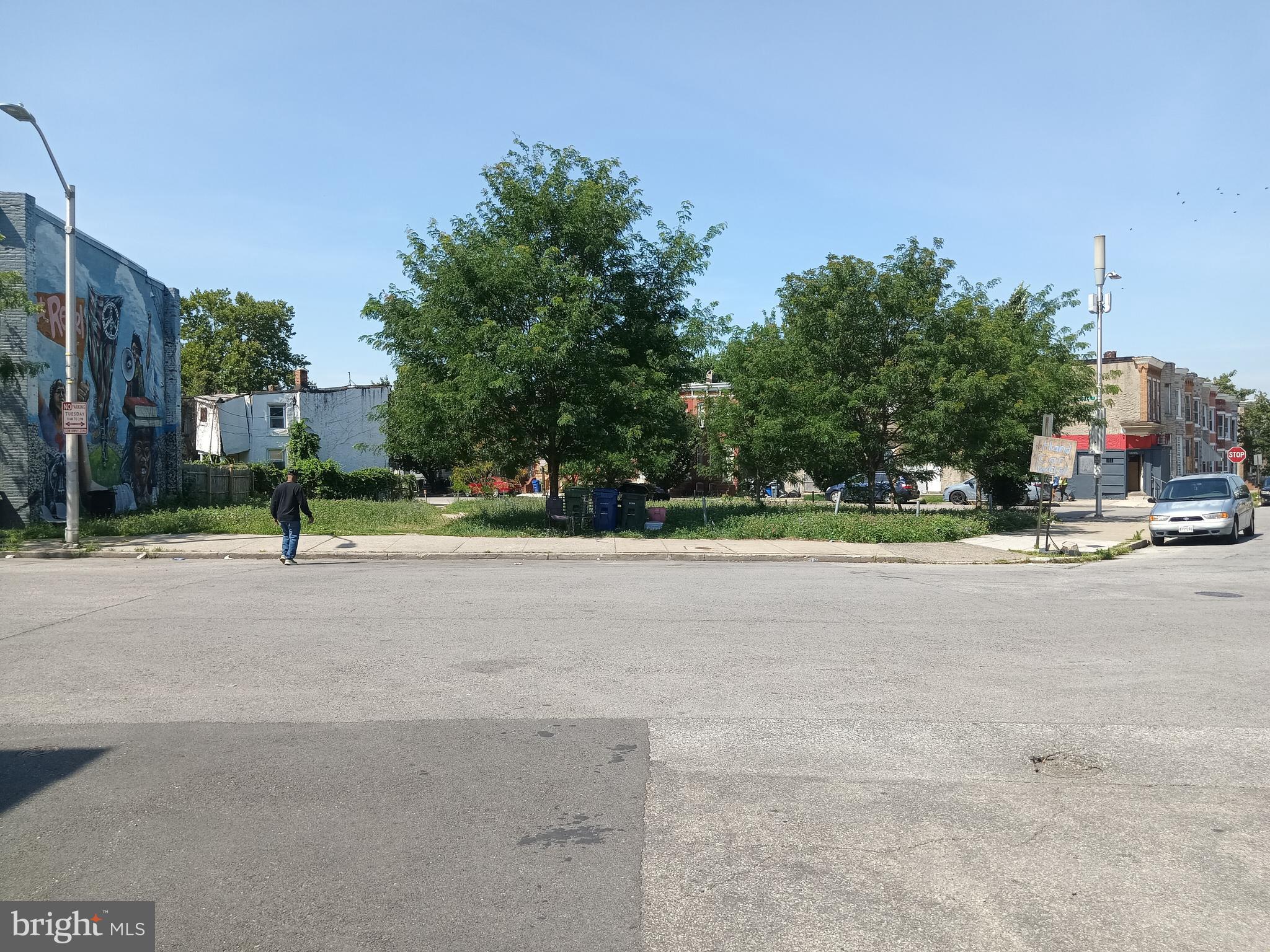 SANDTOWN-WINCHESTER - Residential
