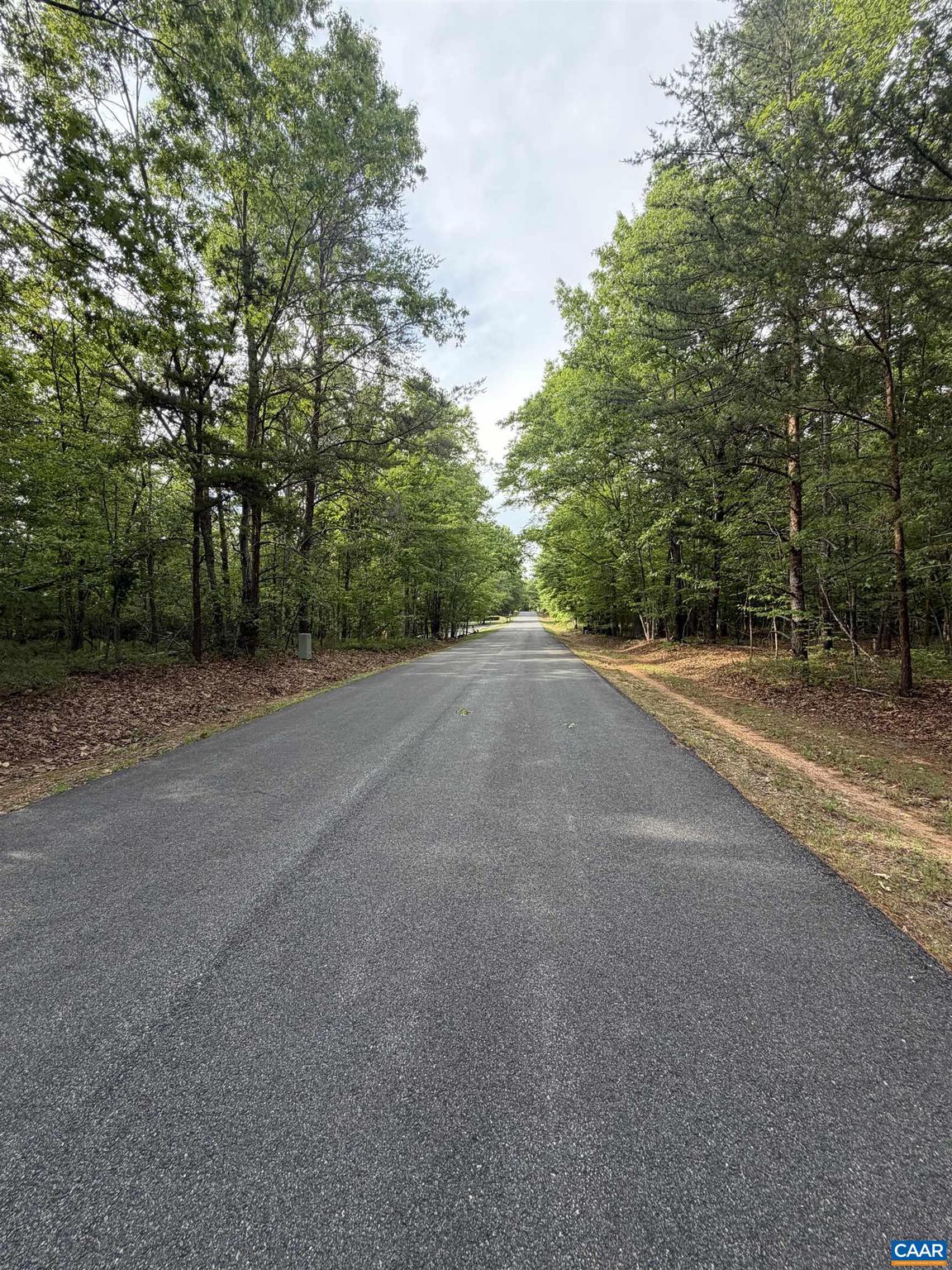 SHENANDOAH CROSSING - Land