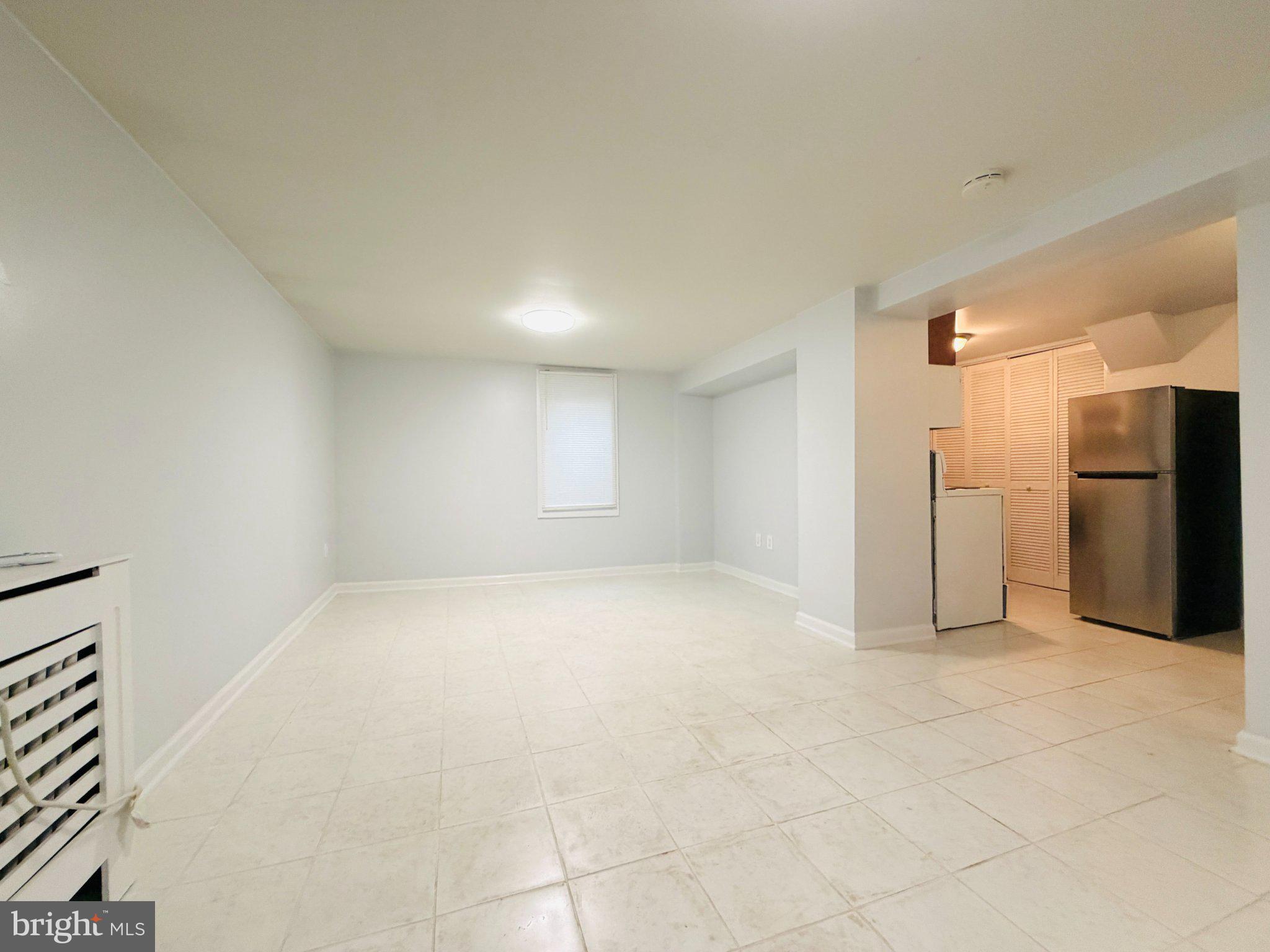 HOLLYWOOD - Residential