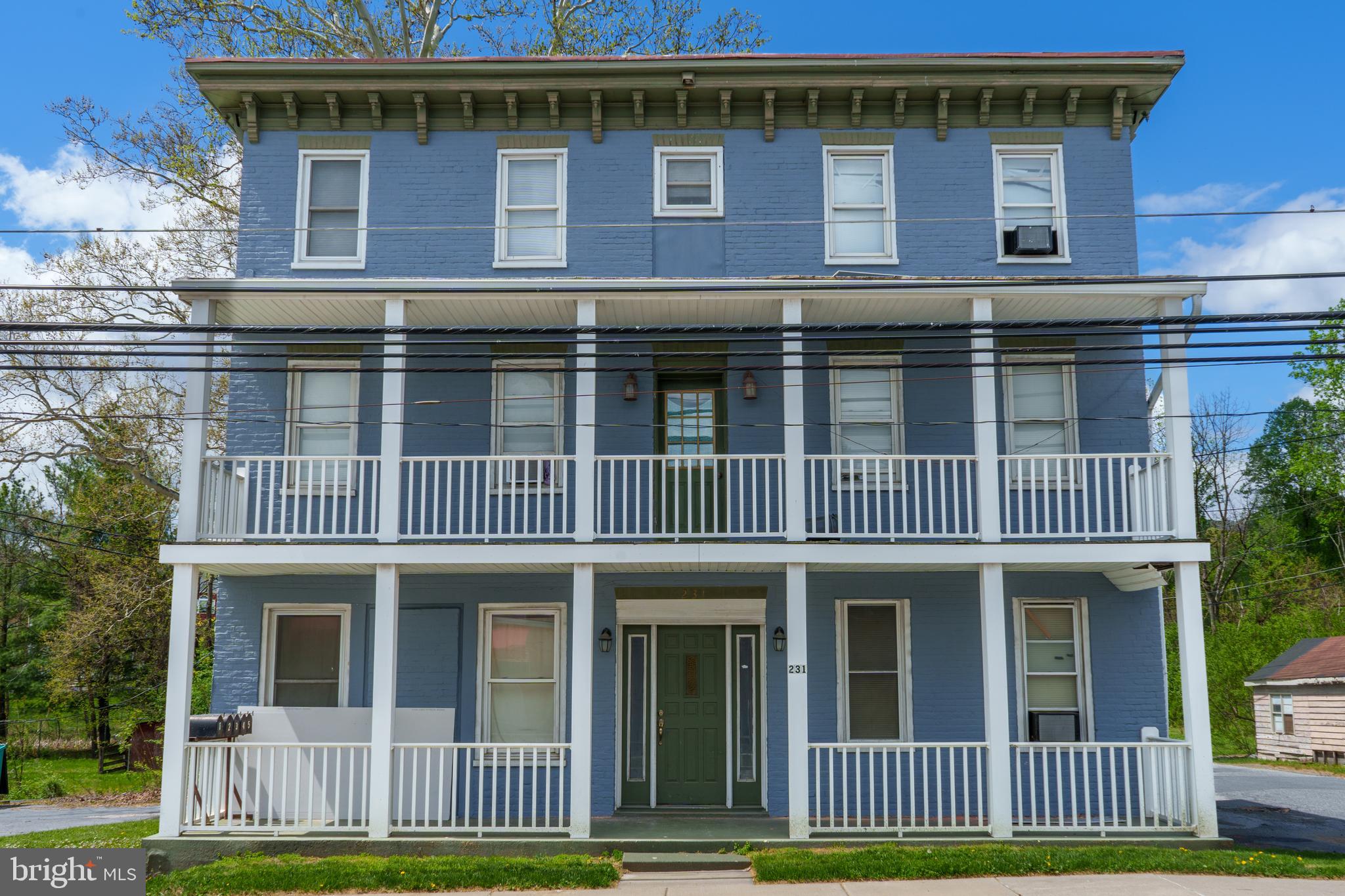 Fully leased 5-unit building for sale in Thurmont. Total monthly income is $4875. 4 out of 5 apartments are 1 bedroom/1 bathroom and the remaining apartment is 2 bedroom/1 bathroom. 

Each apartment is separately metered and tenants pay their own electric. Building owner pays water/sewer and trash. 

Parking on property available for up to 8 vehicles