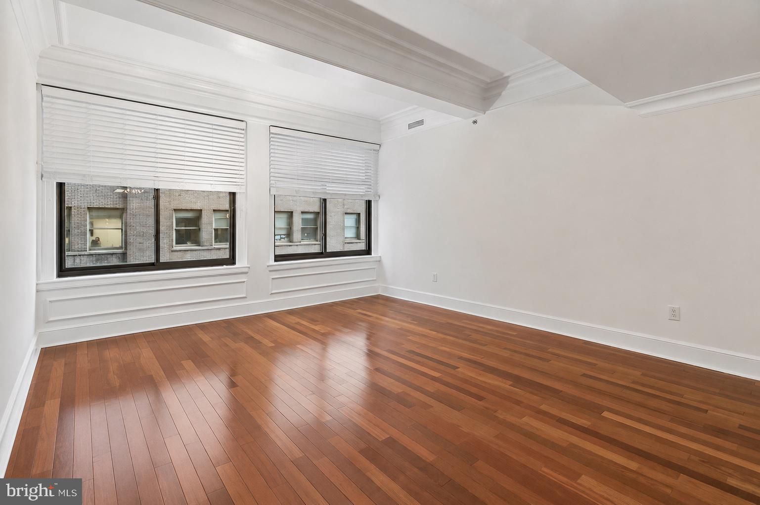 AVENUE OF THE ARTS - Residential