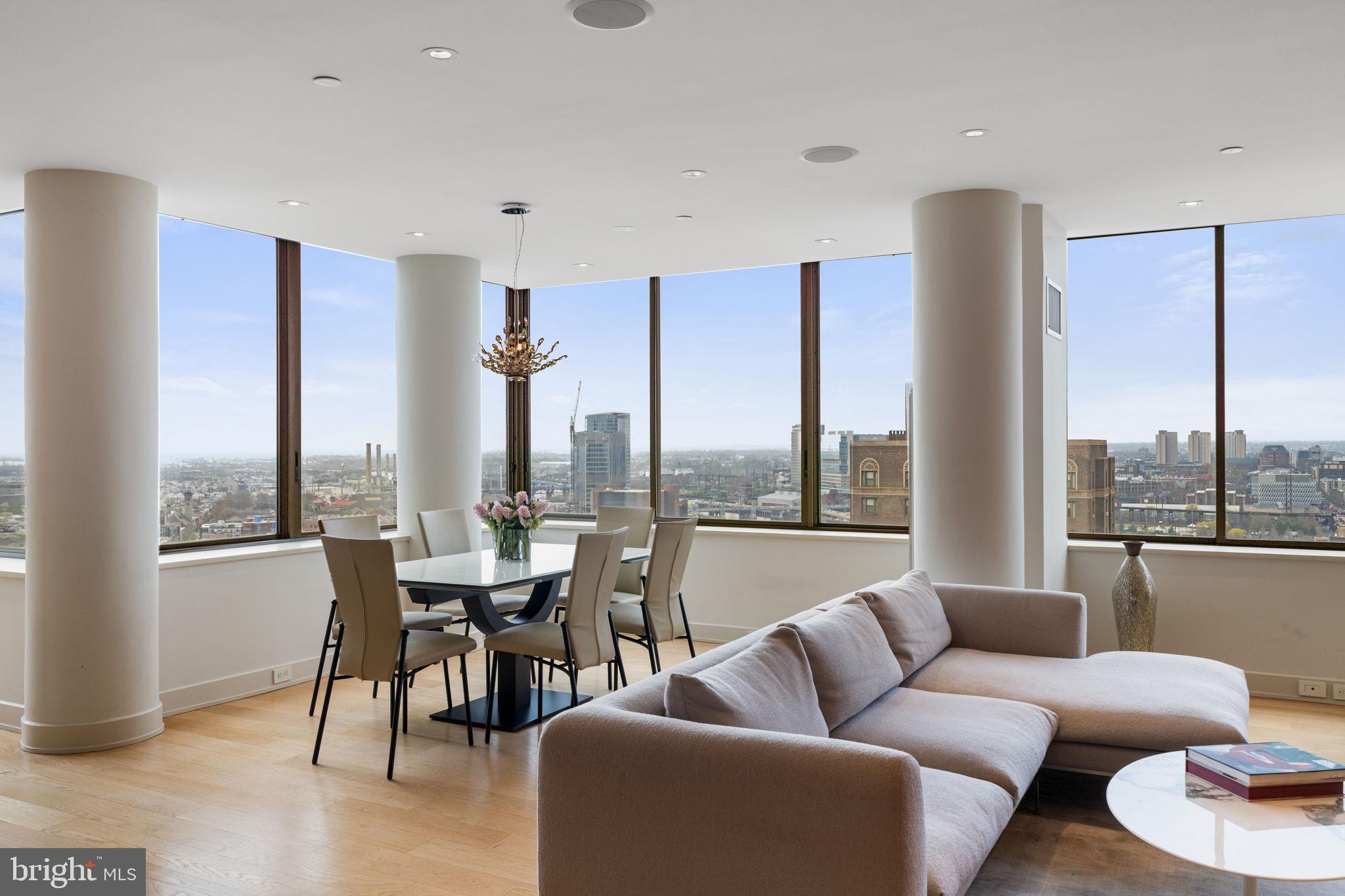 RITTENHOUSE SQUARE - Residential