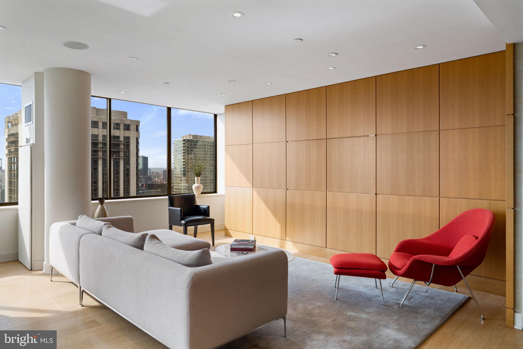 RITTENHOUSE SQUARE - Residential