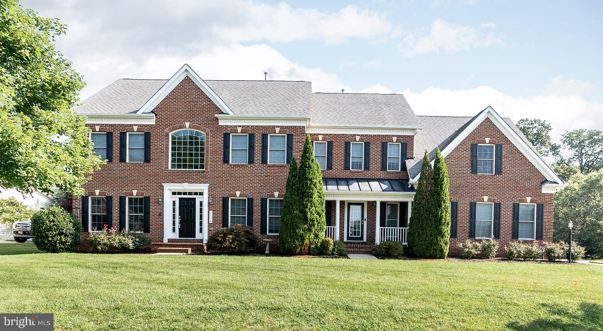 COMPASS POINTE - Residential