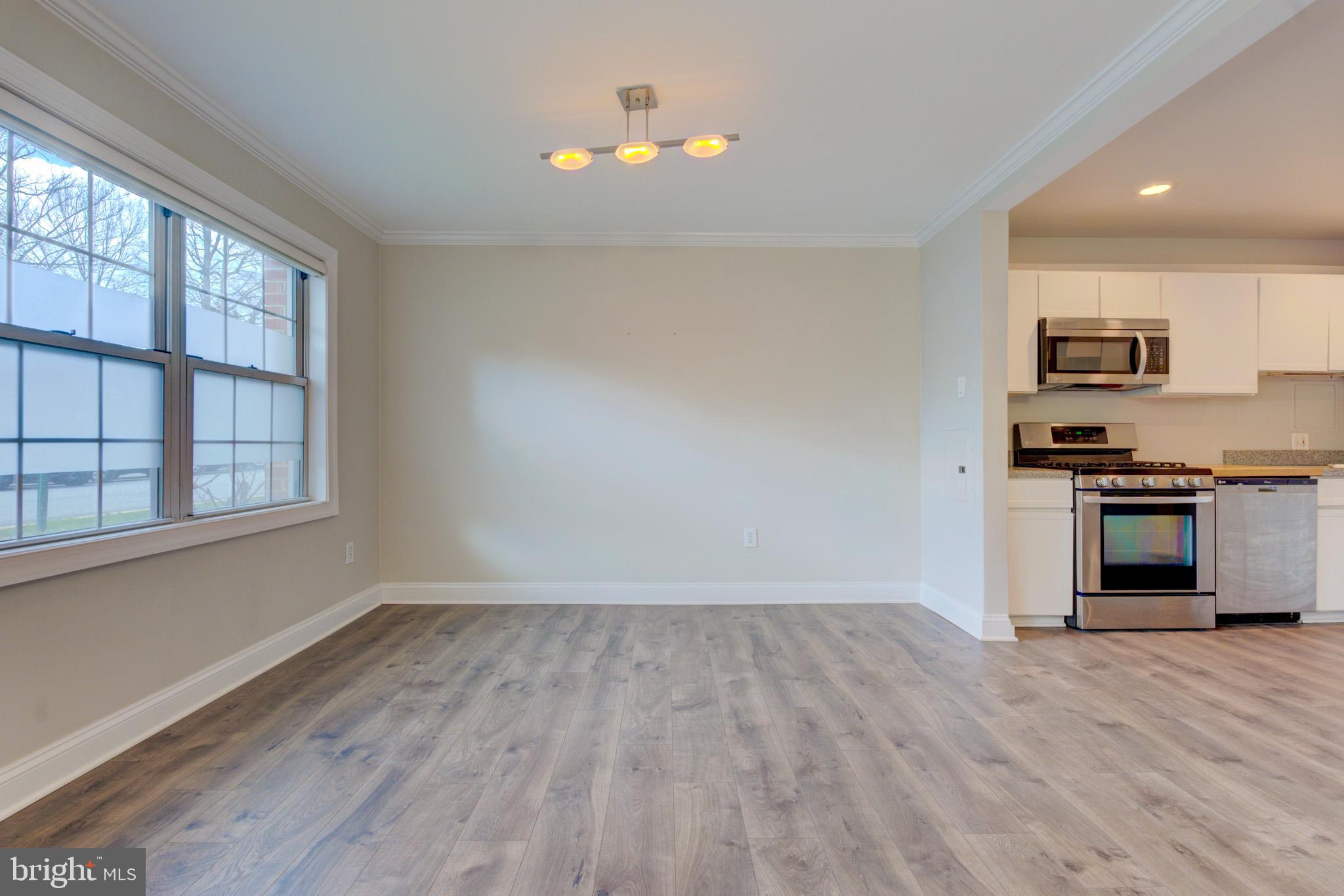 KENWOOD PLACE - Residential