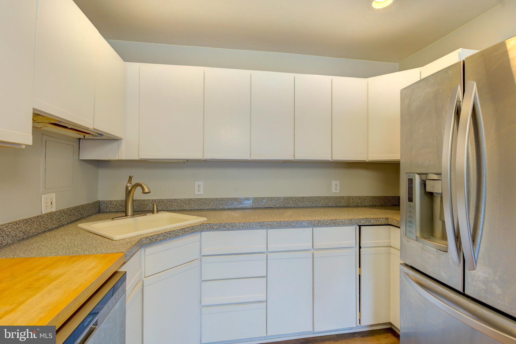KENWOOD PLACE - Residential