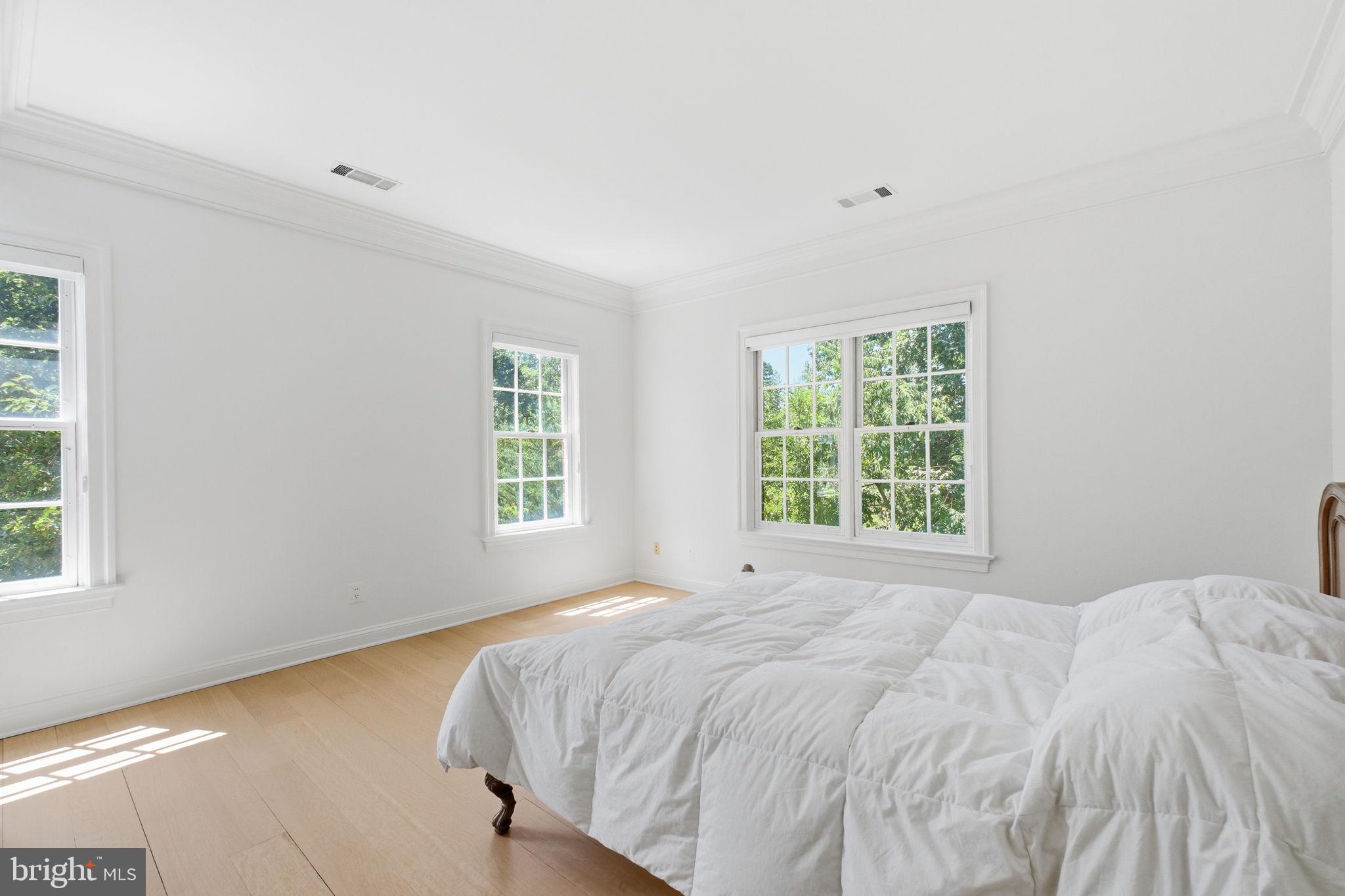 BURLEITH - Residential