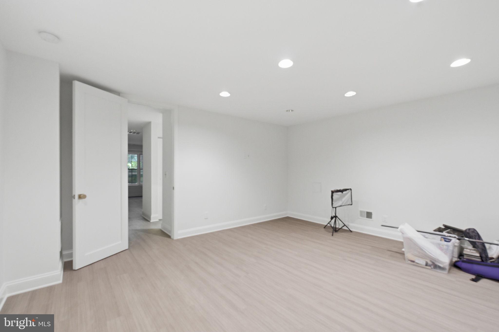 BURLEITH - Residential