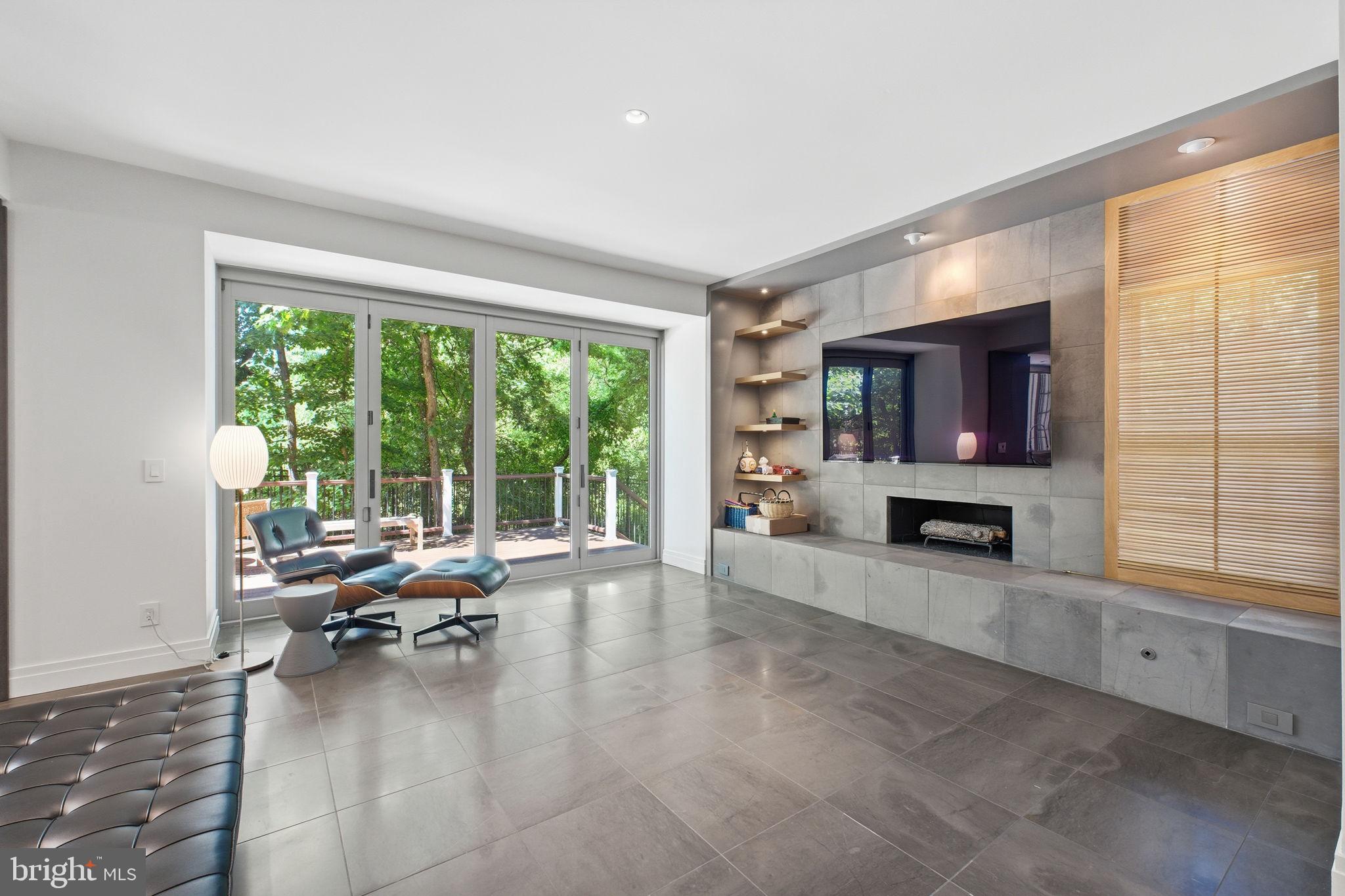 BURLEITH - Residential