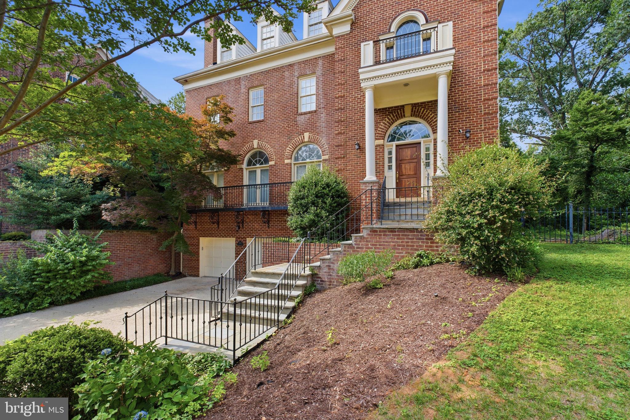 BURLEITH - Residential