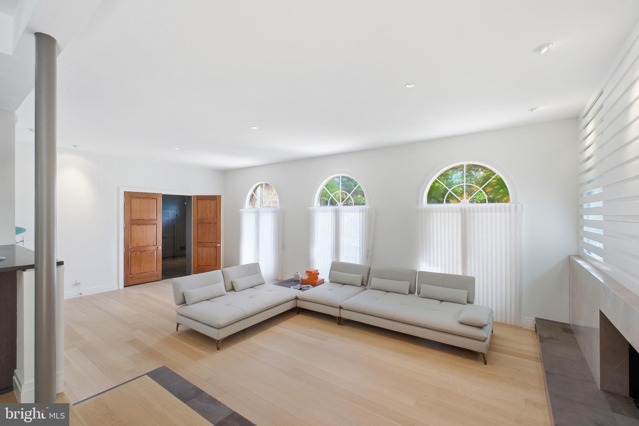 BURLEITH - Residential