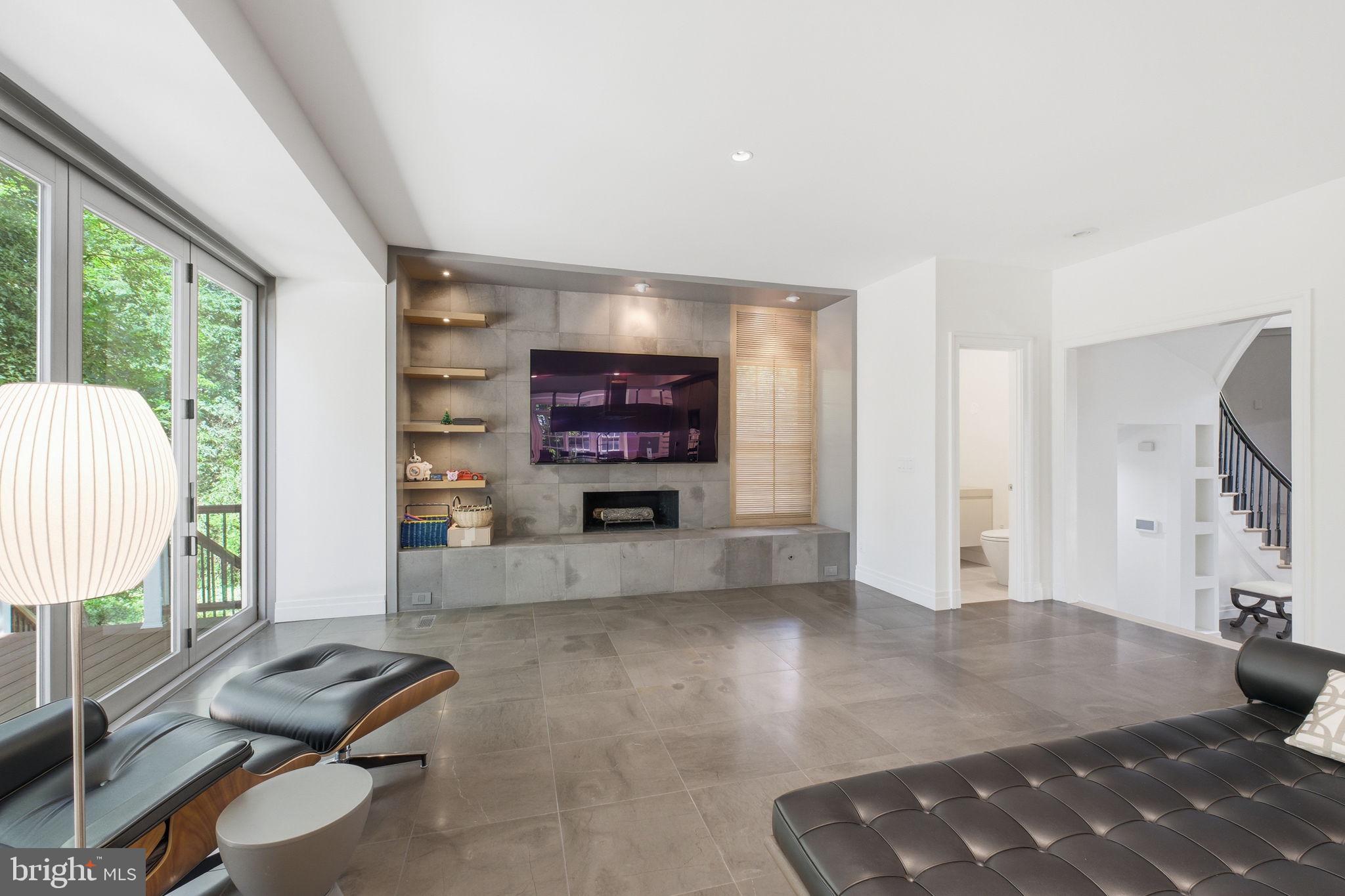 BURLEITH - Residential