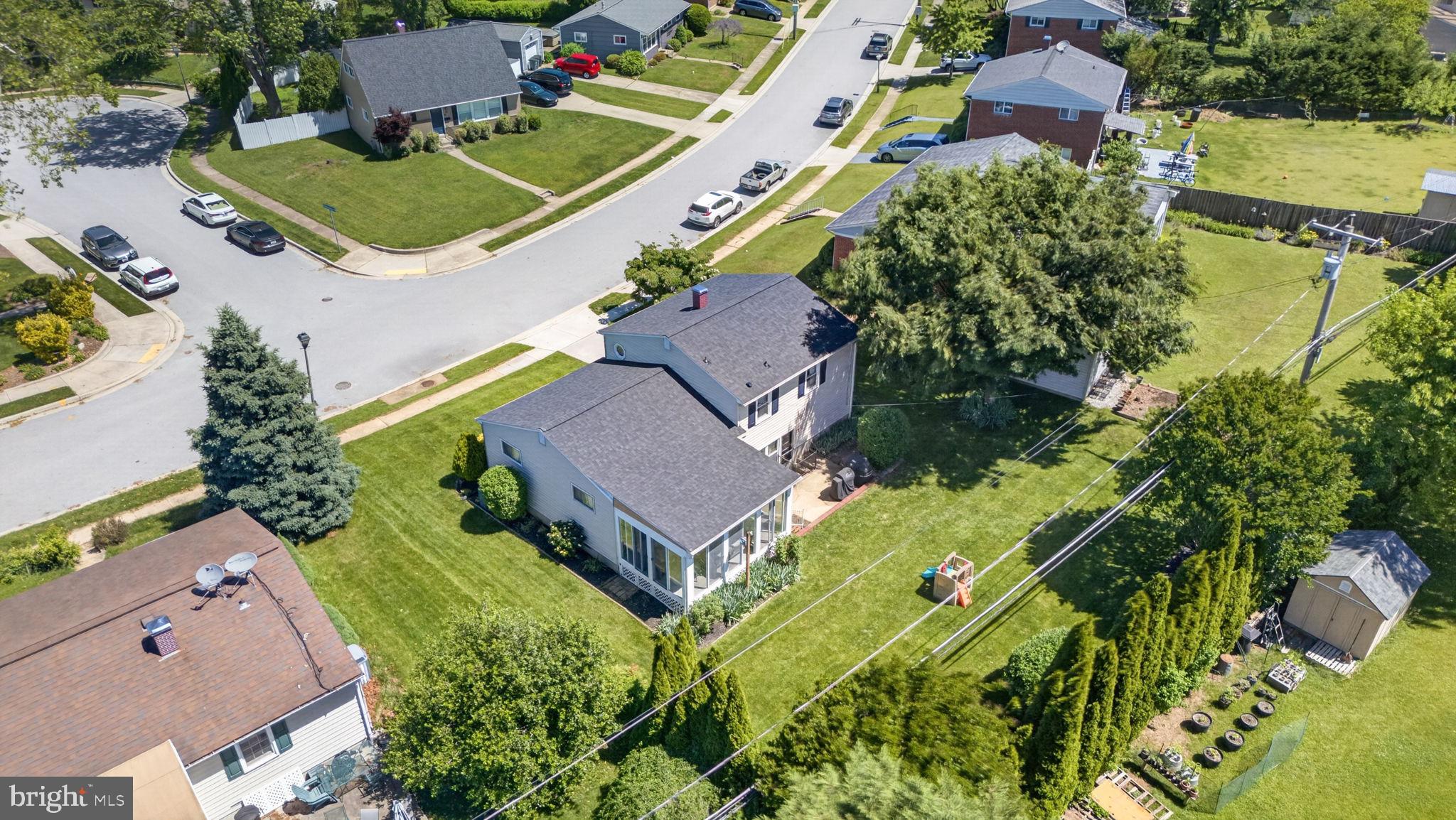 YORK MANOR - Residential