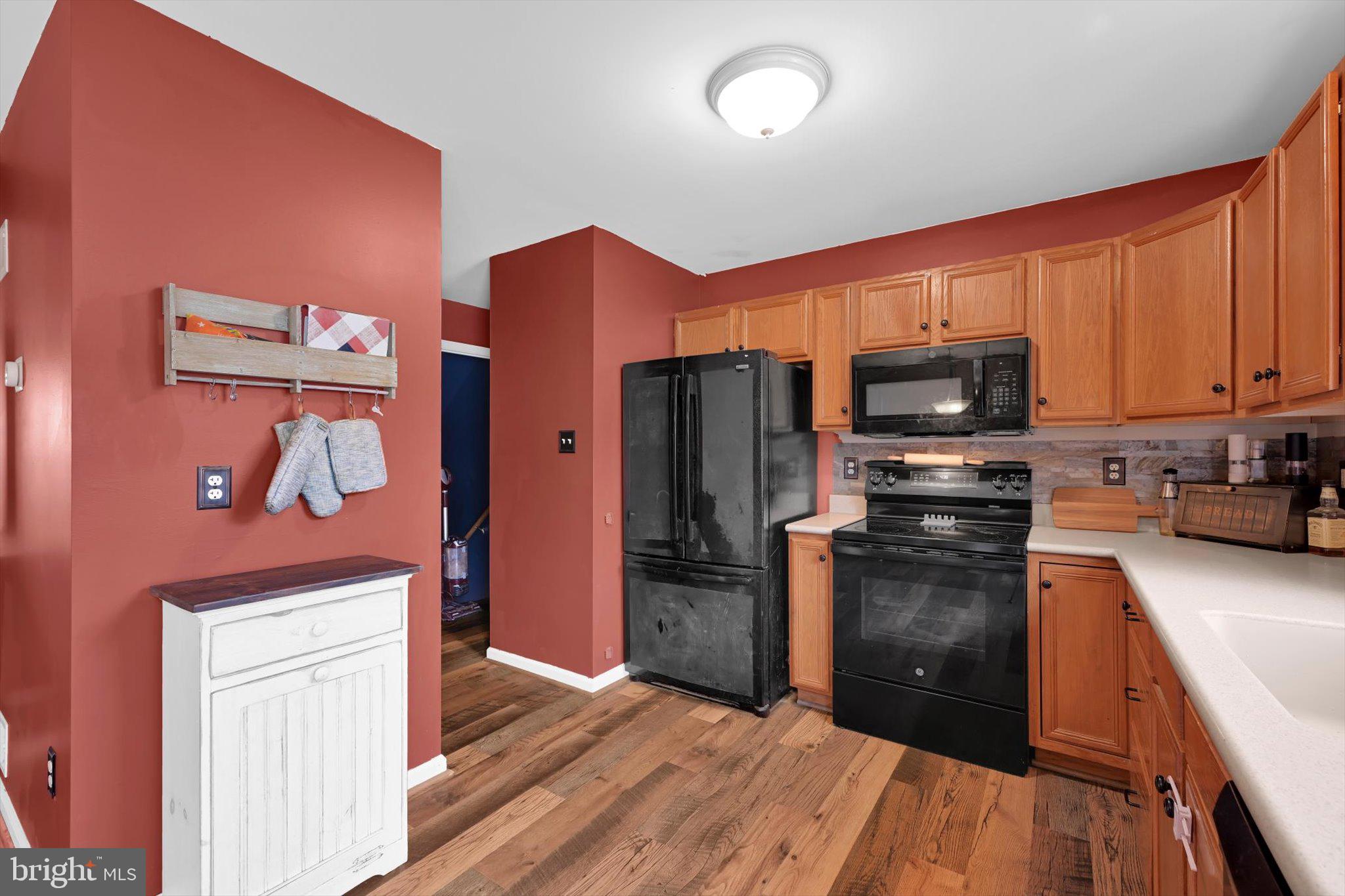 GRAYSTONE TOWNHOMES - Residential