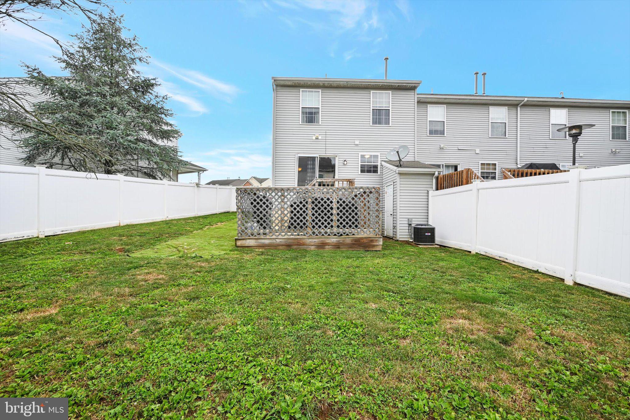 GRAYSTONE TOWNHOMES - Residential