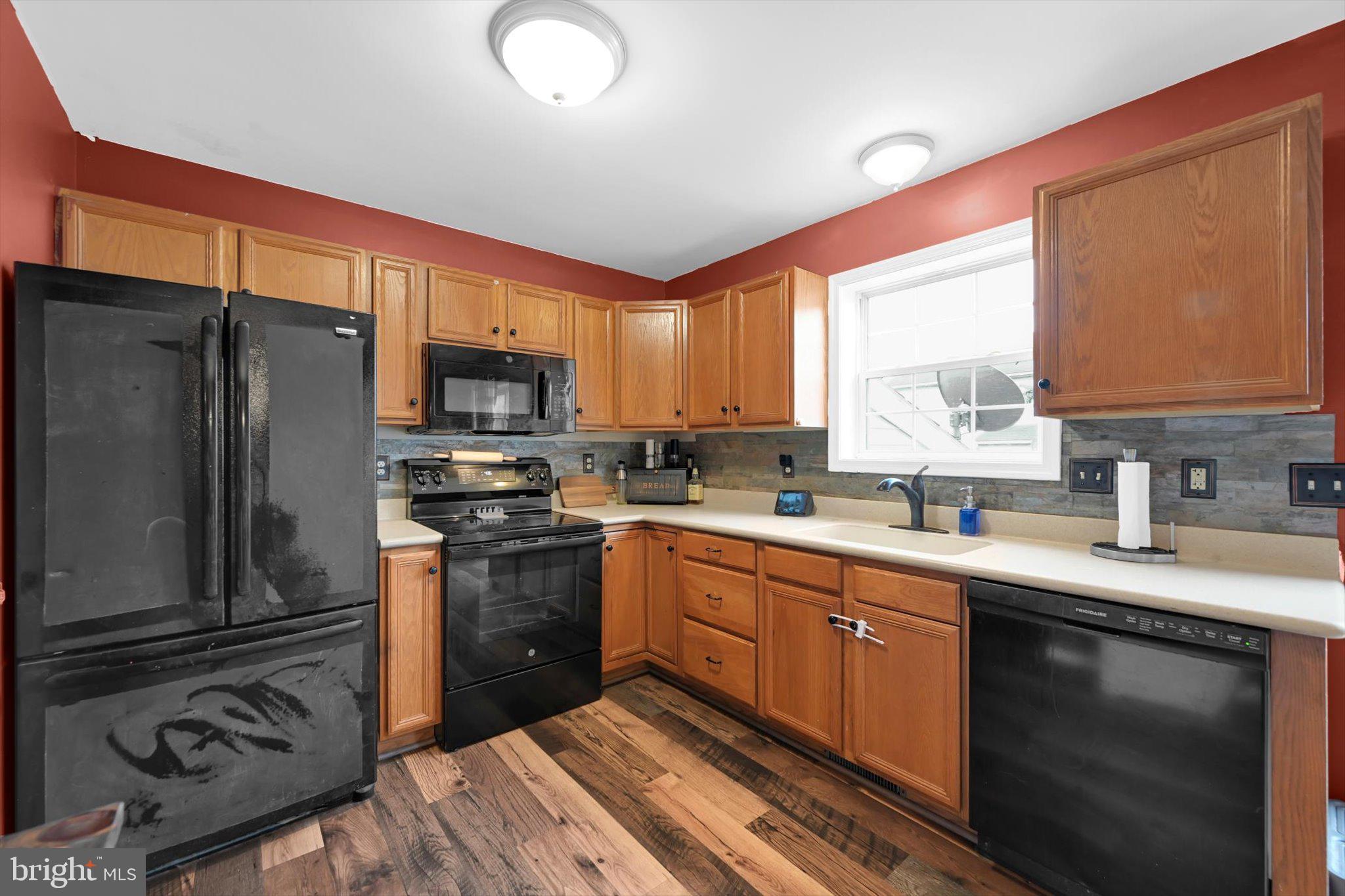 GRAYSTONE TOWNHOMES - Residential