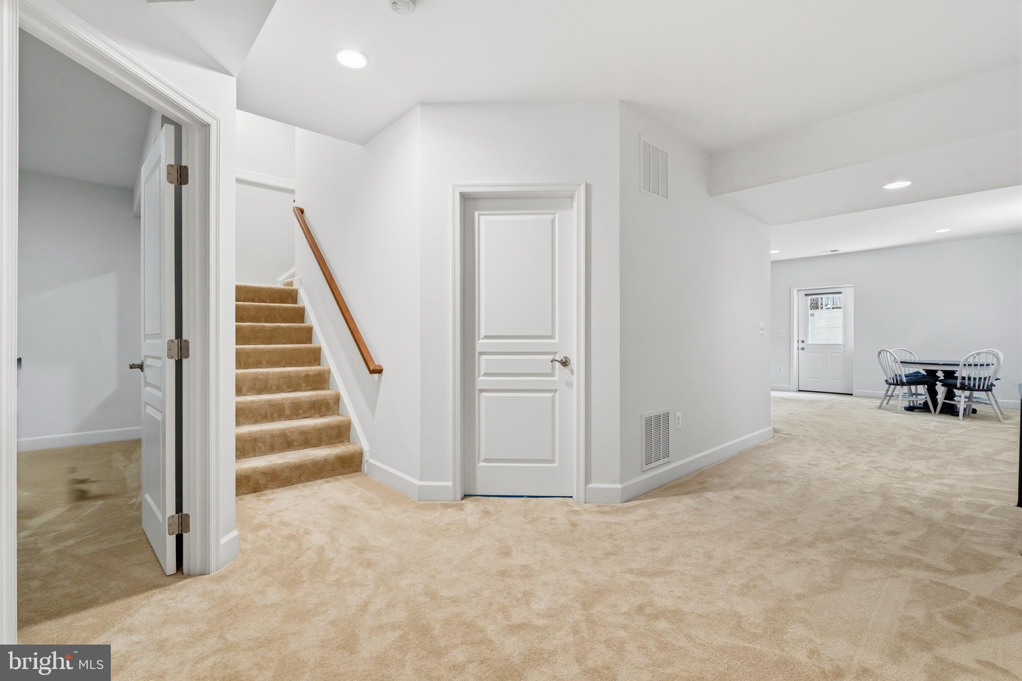 MADISON RIDGE - Residential