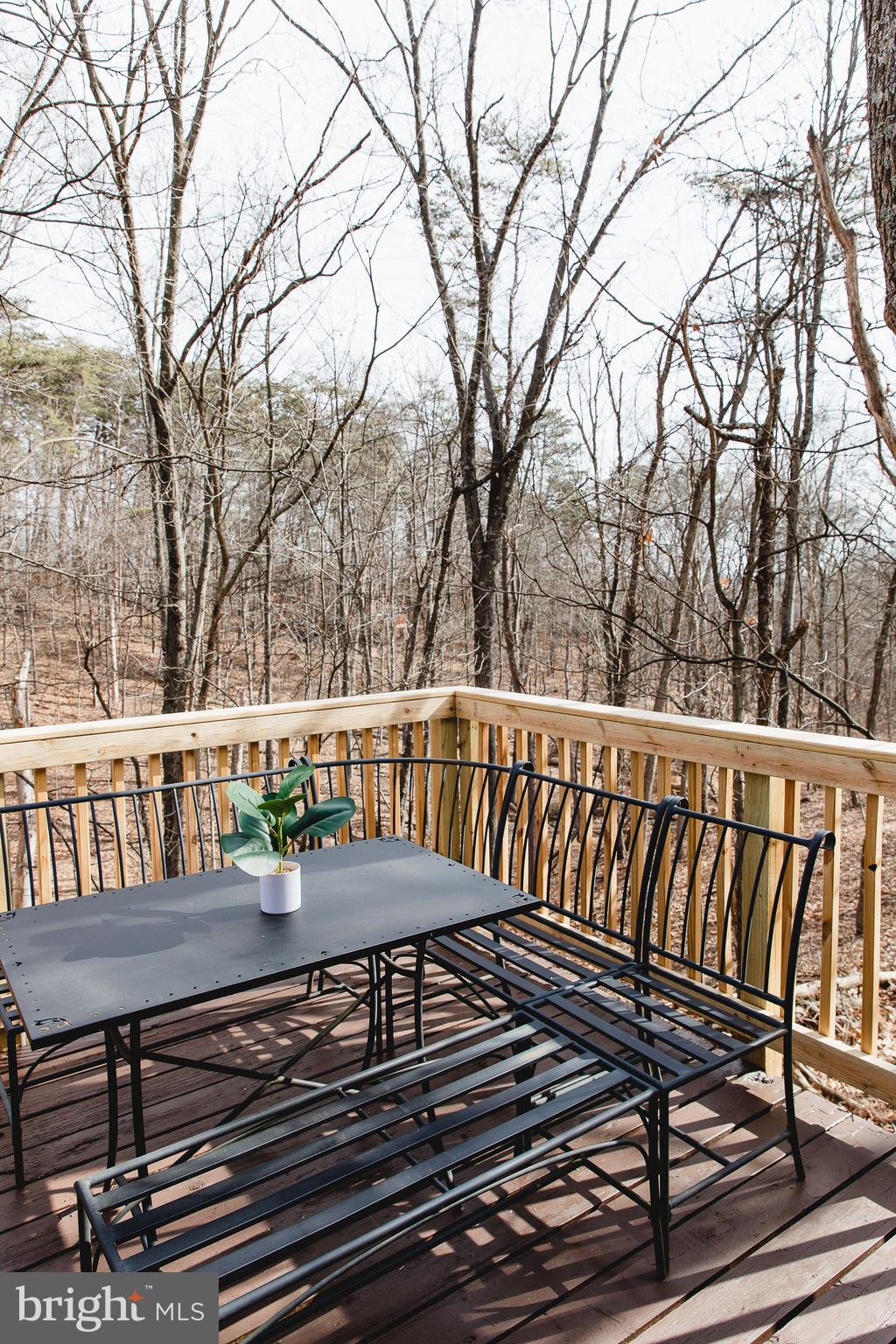THE WOODS - Residential