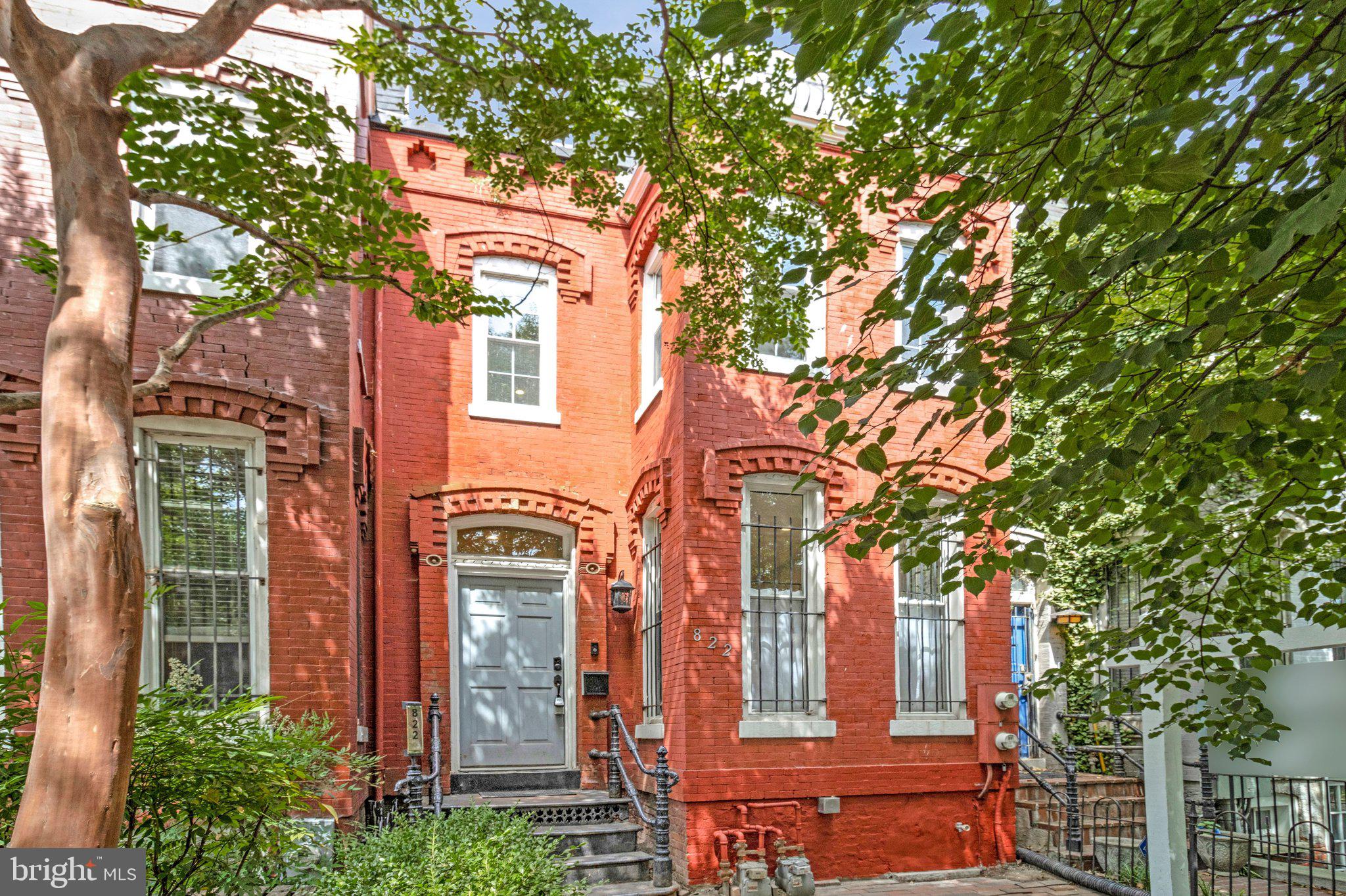 CAPITOL HILL - Residential