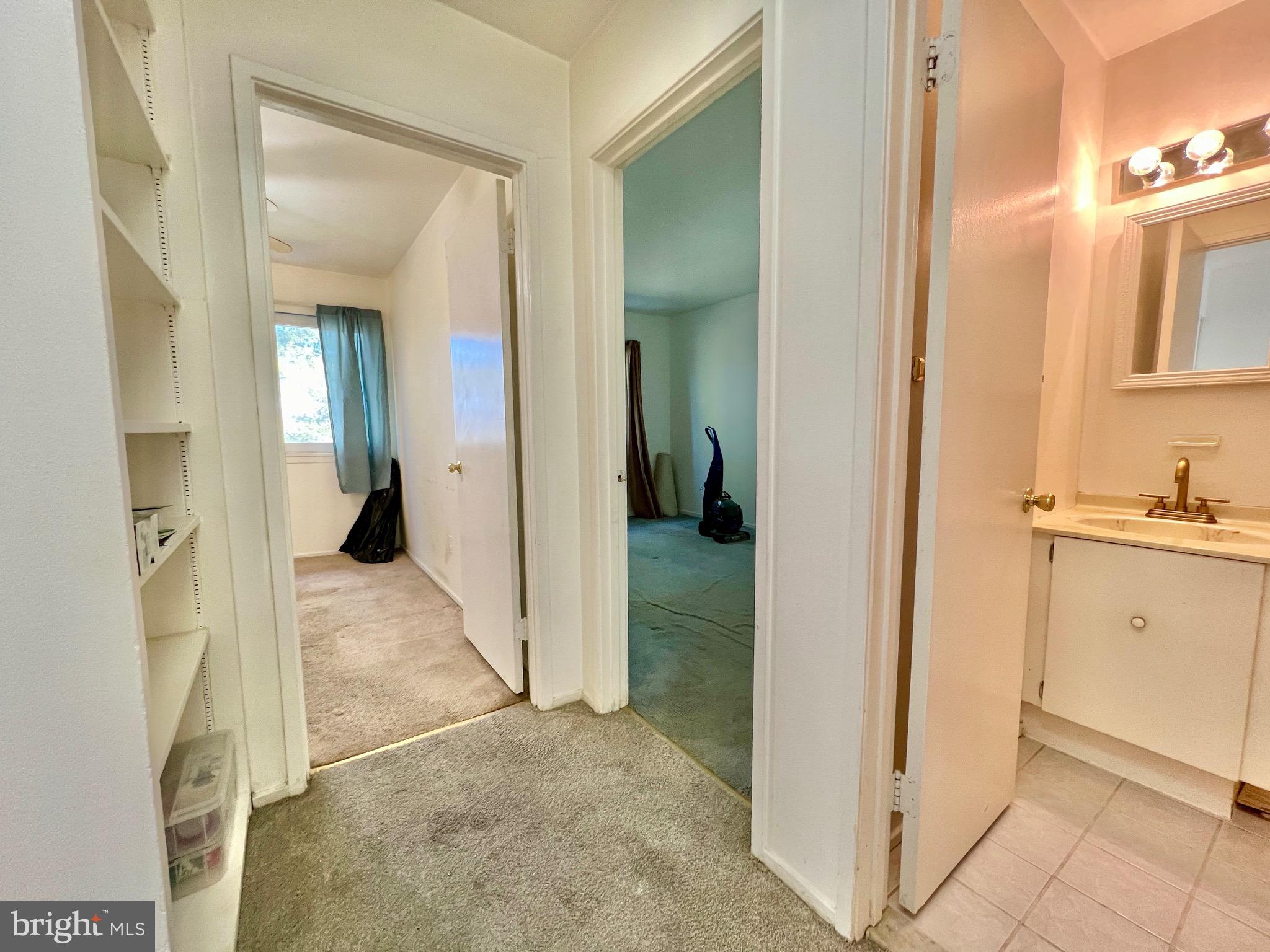 CLUB HILL - Residential