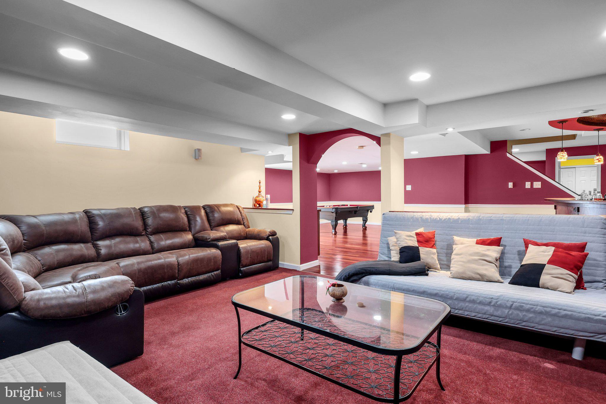 NORTHAMPTON HUNT - Residential