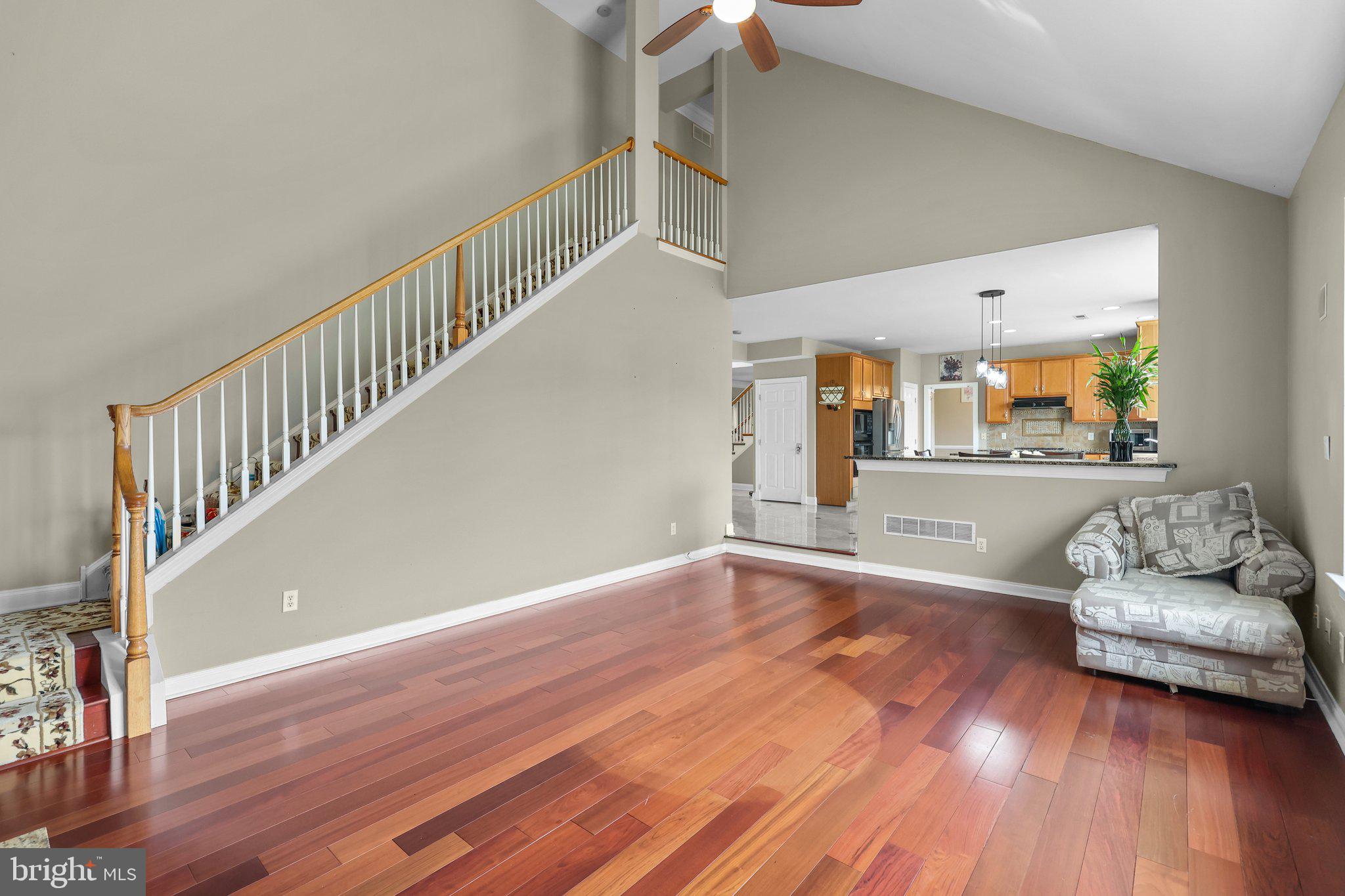 NORTHAMPTON HUNT - Residential