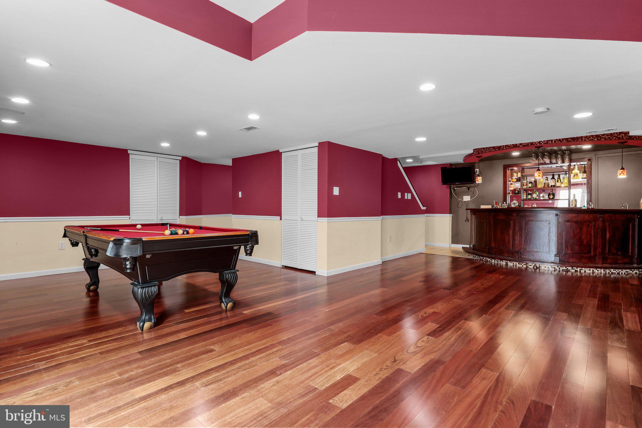 NORTHAMPTON HUNT - Residential