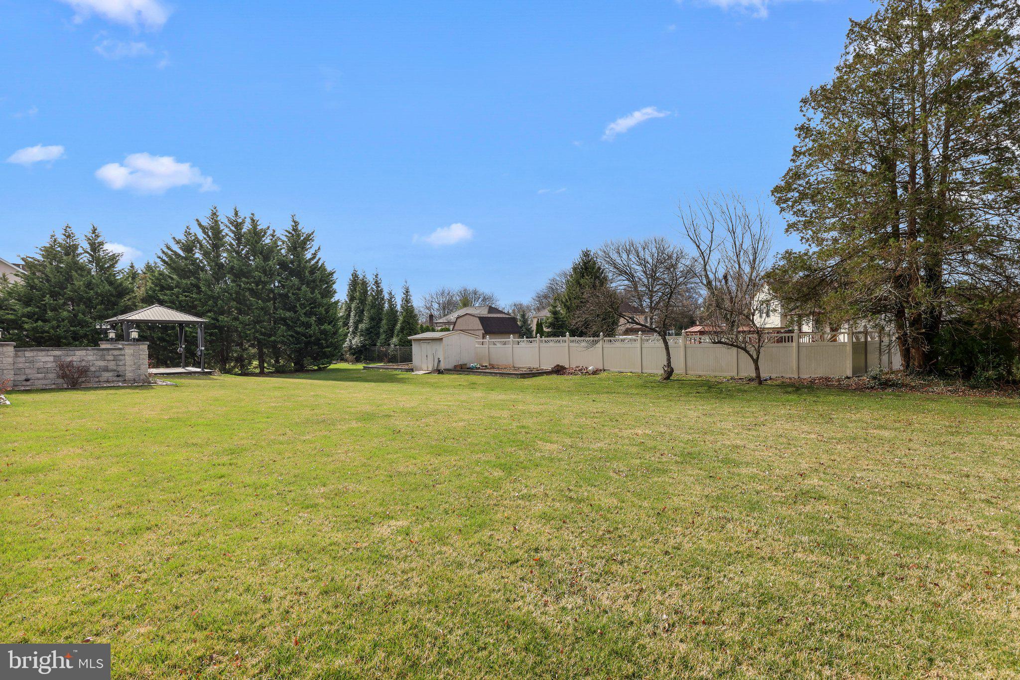 NORTHAMPTON HUNT - Residential