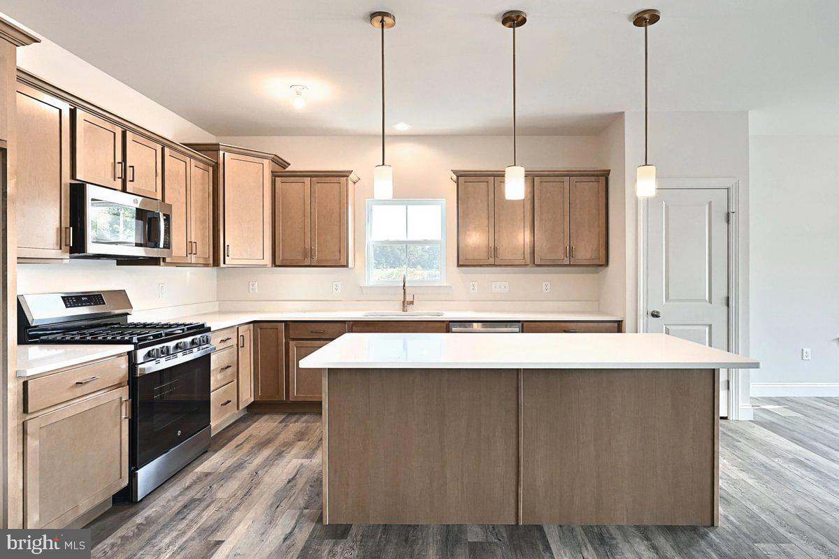 WOODLYNN PRESERVE - Residential