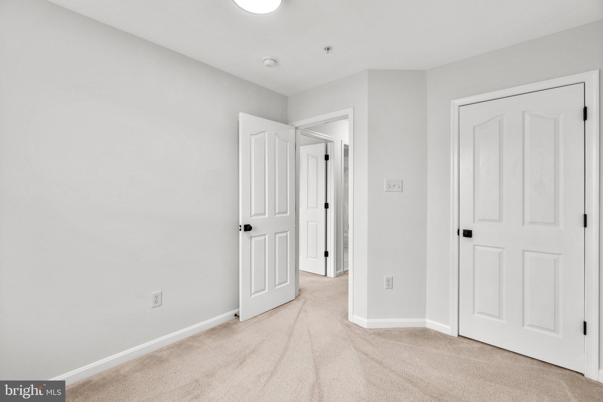 WILLOW BROOK - Residential