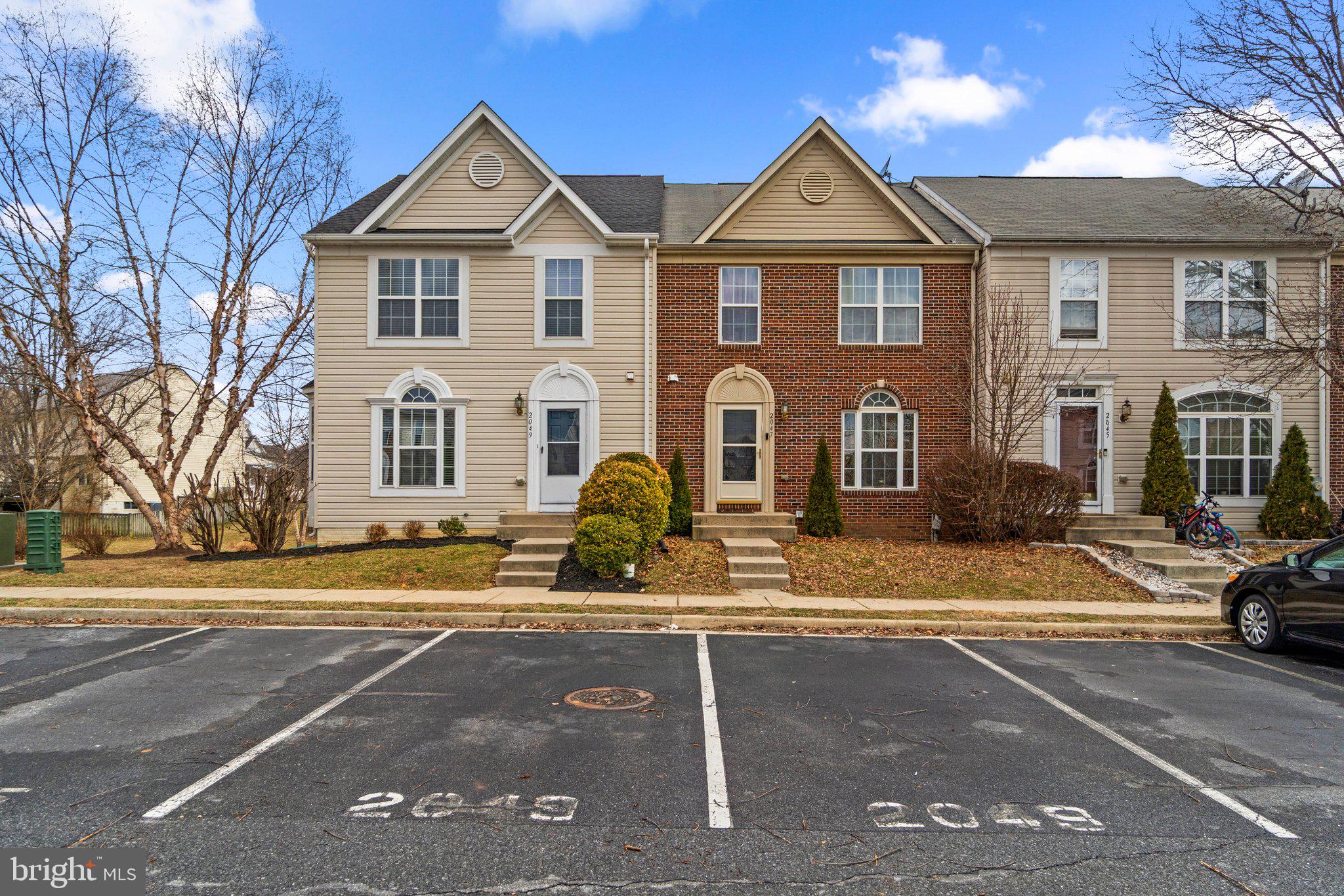 WILLOW BROOK - Residential