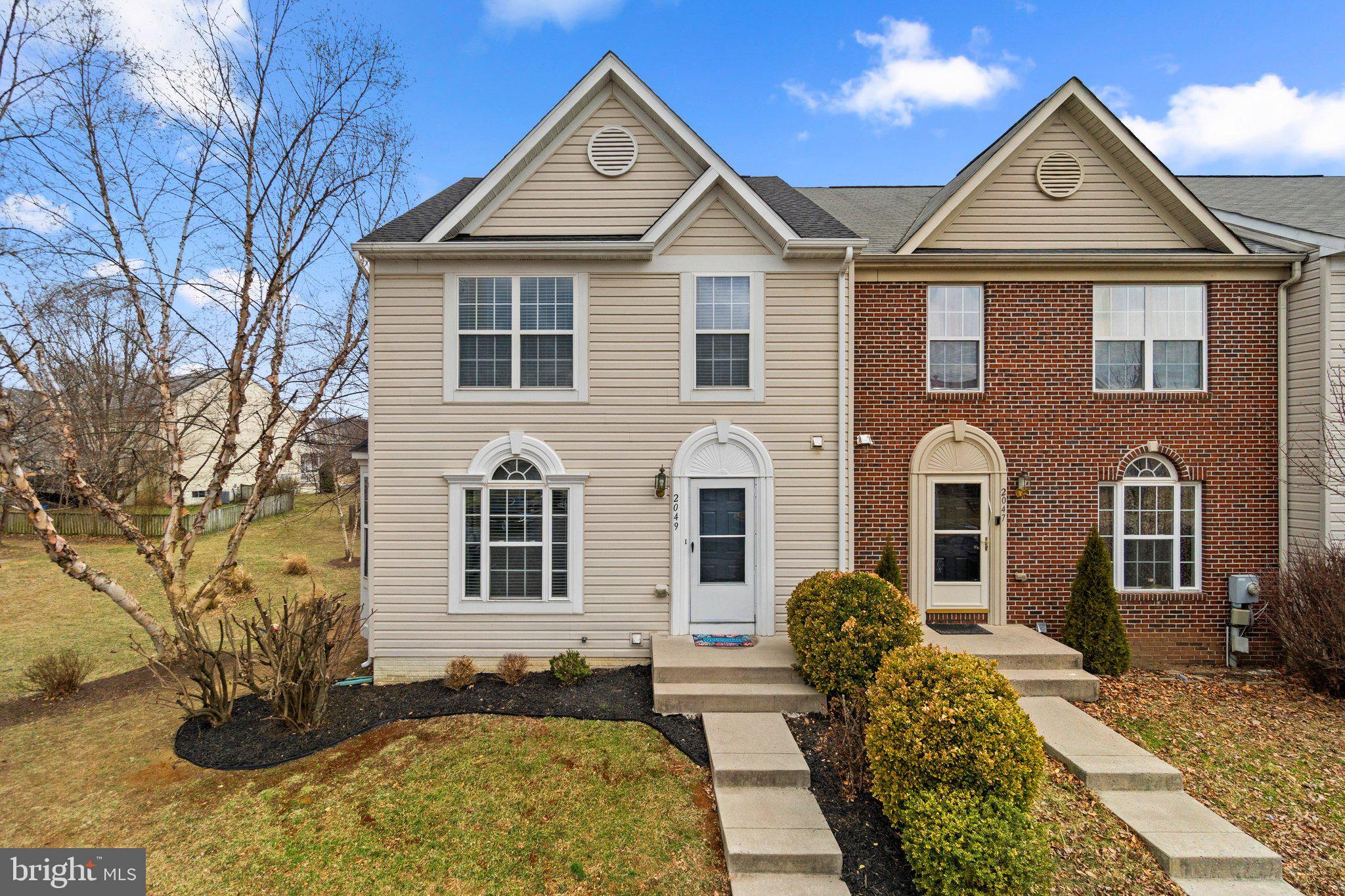 WILLOW BROOK - Residential