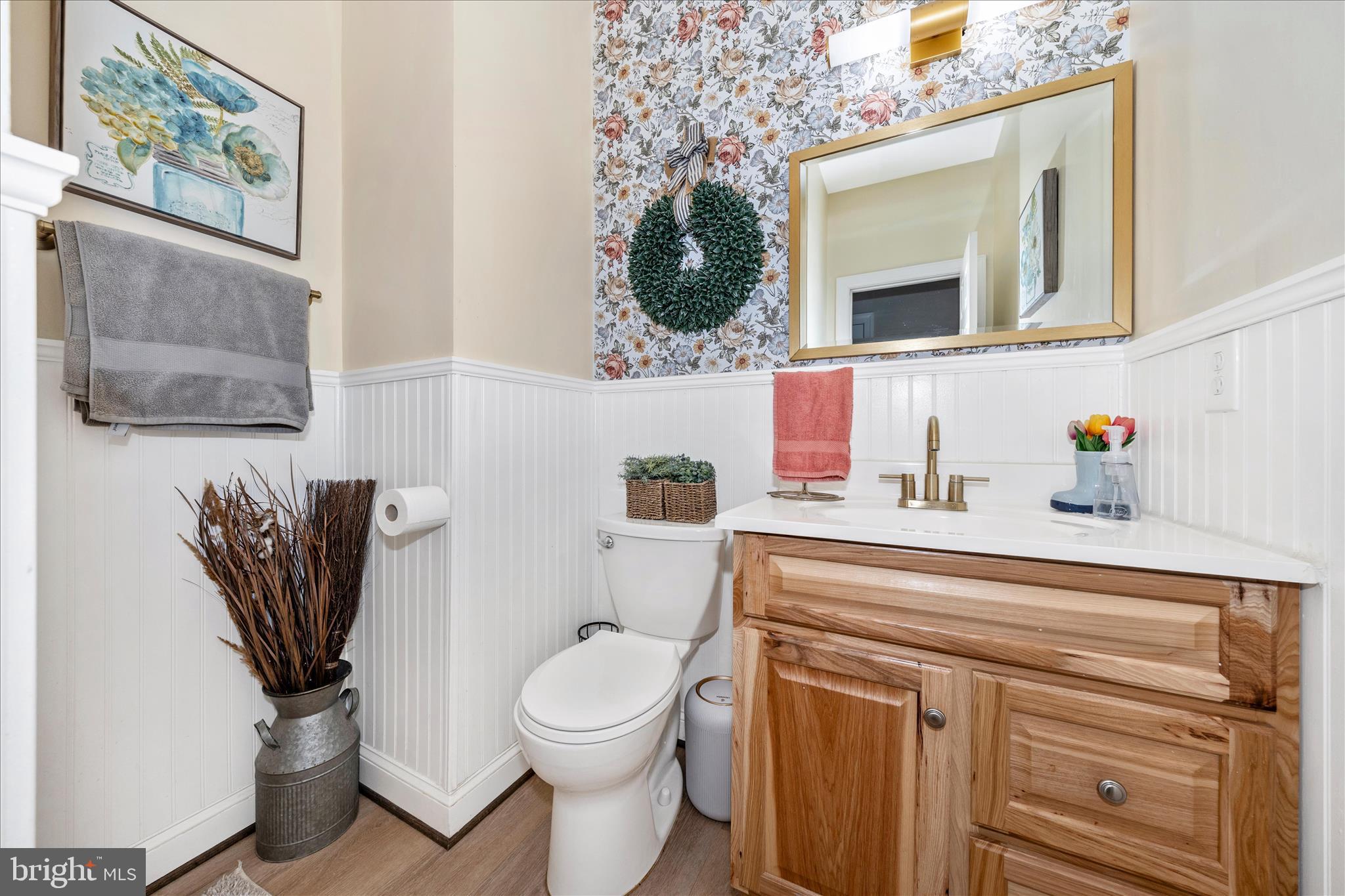 MEADOW BROOK - Residential