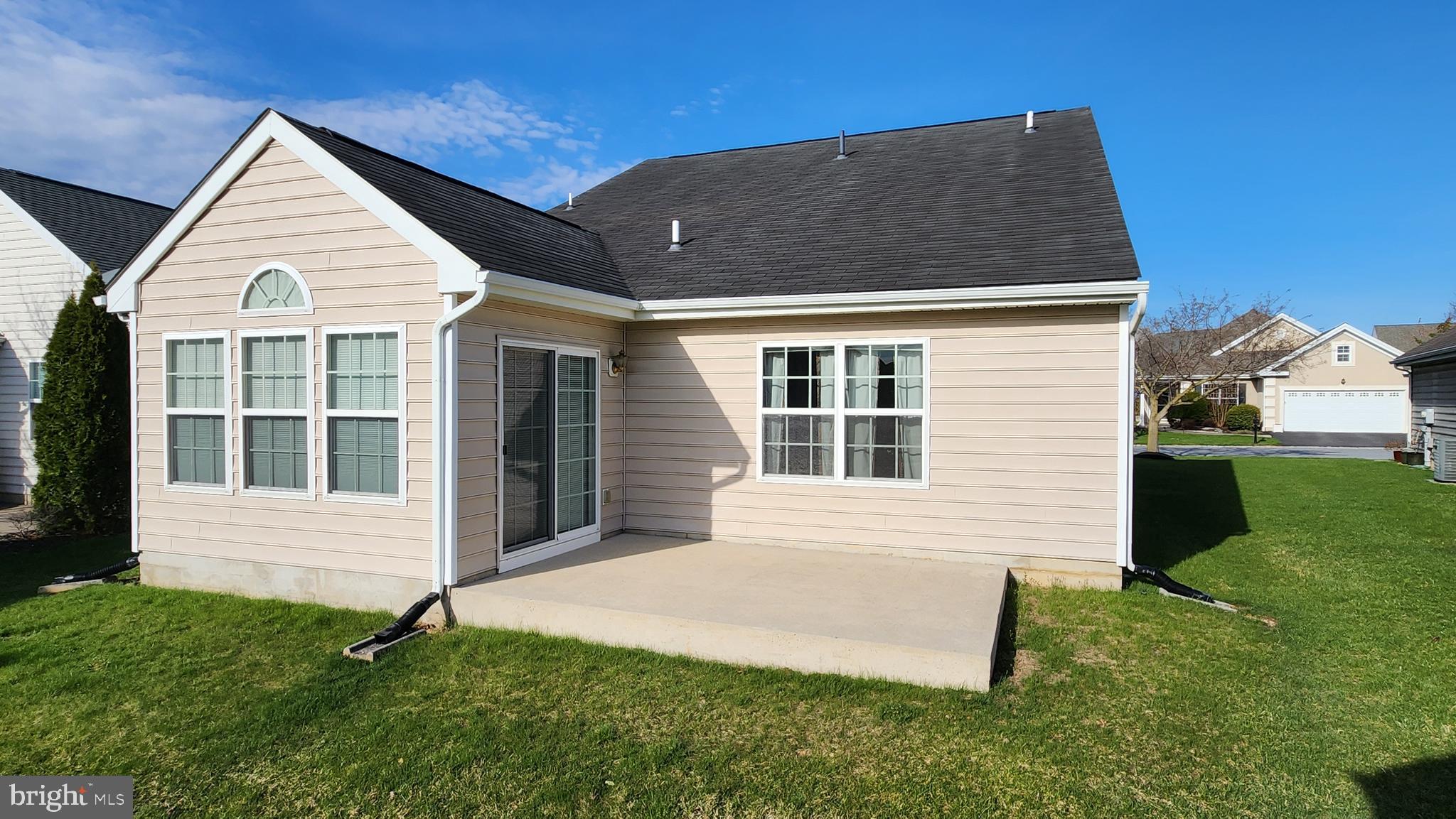 FOUR SEASONS AT ELM TREE - Residential