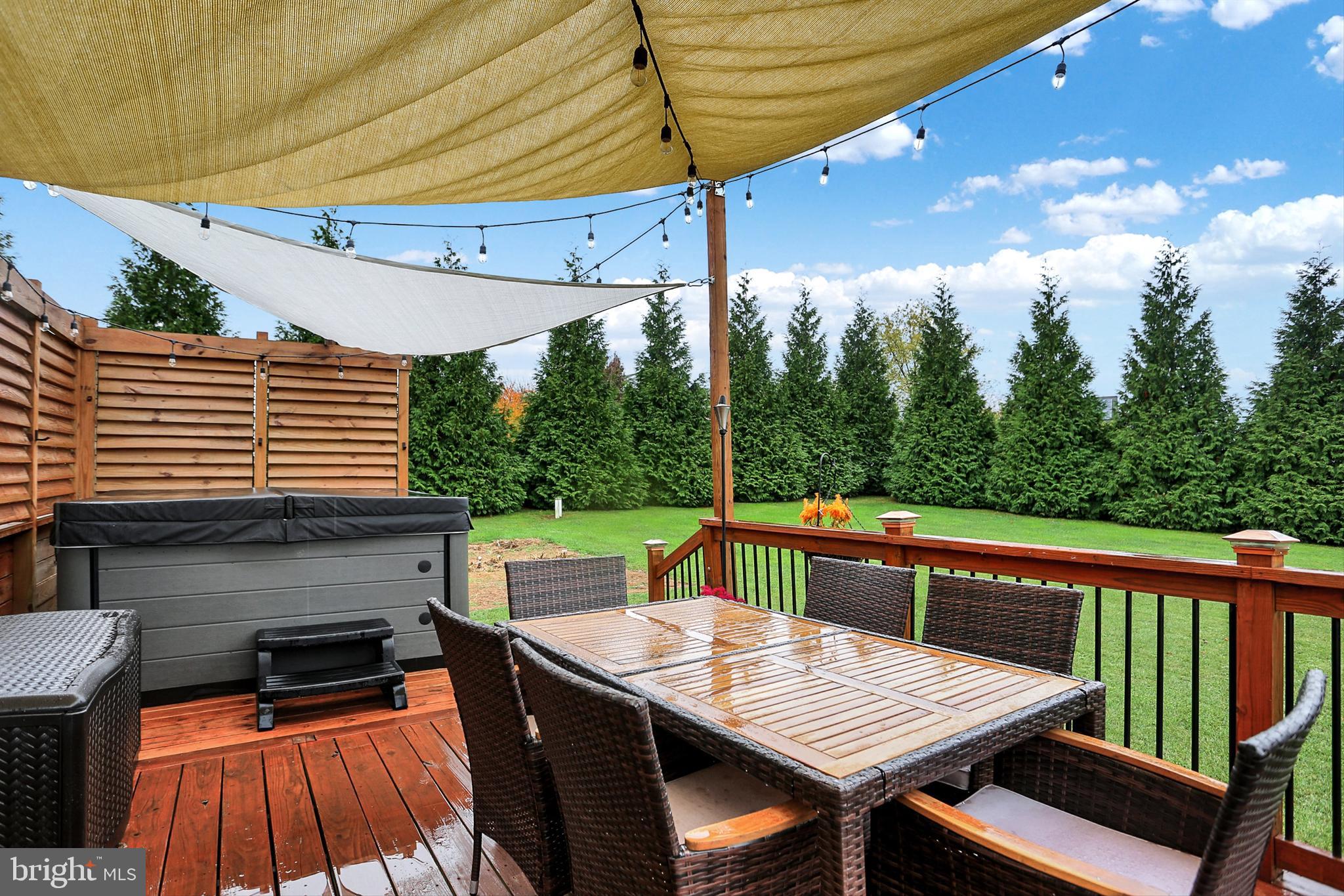 LIBERTY VIEW ESTATES - Residential