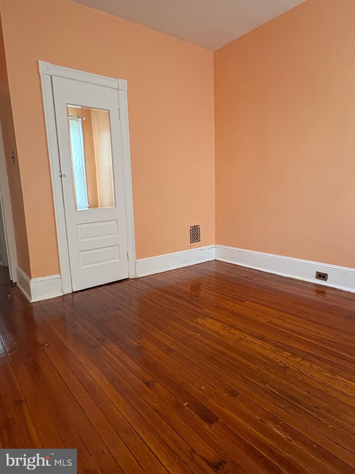 LOGAN - Residential