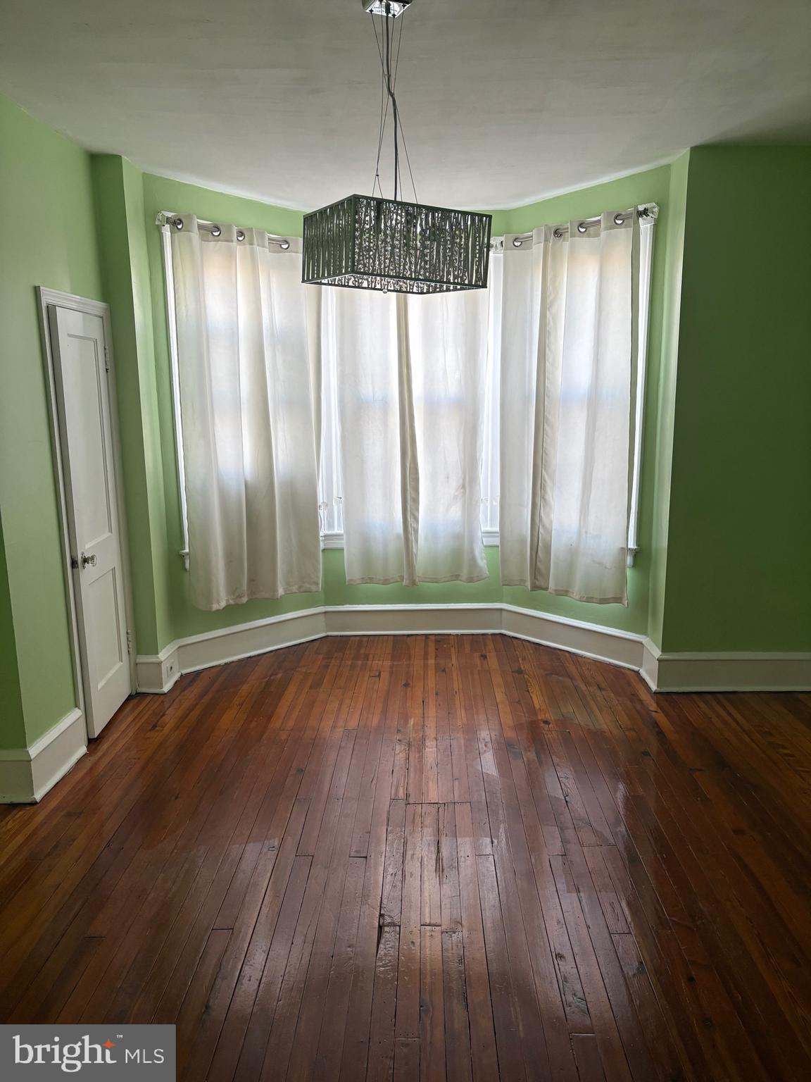 LOGAN - Residential