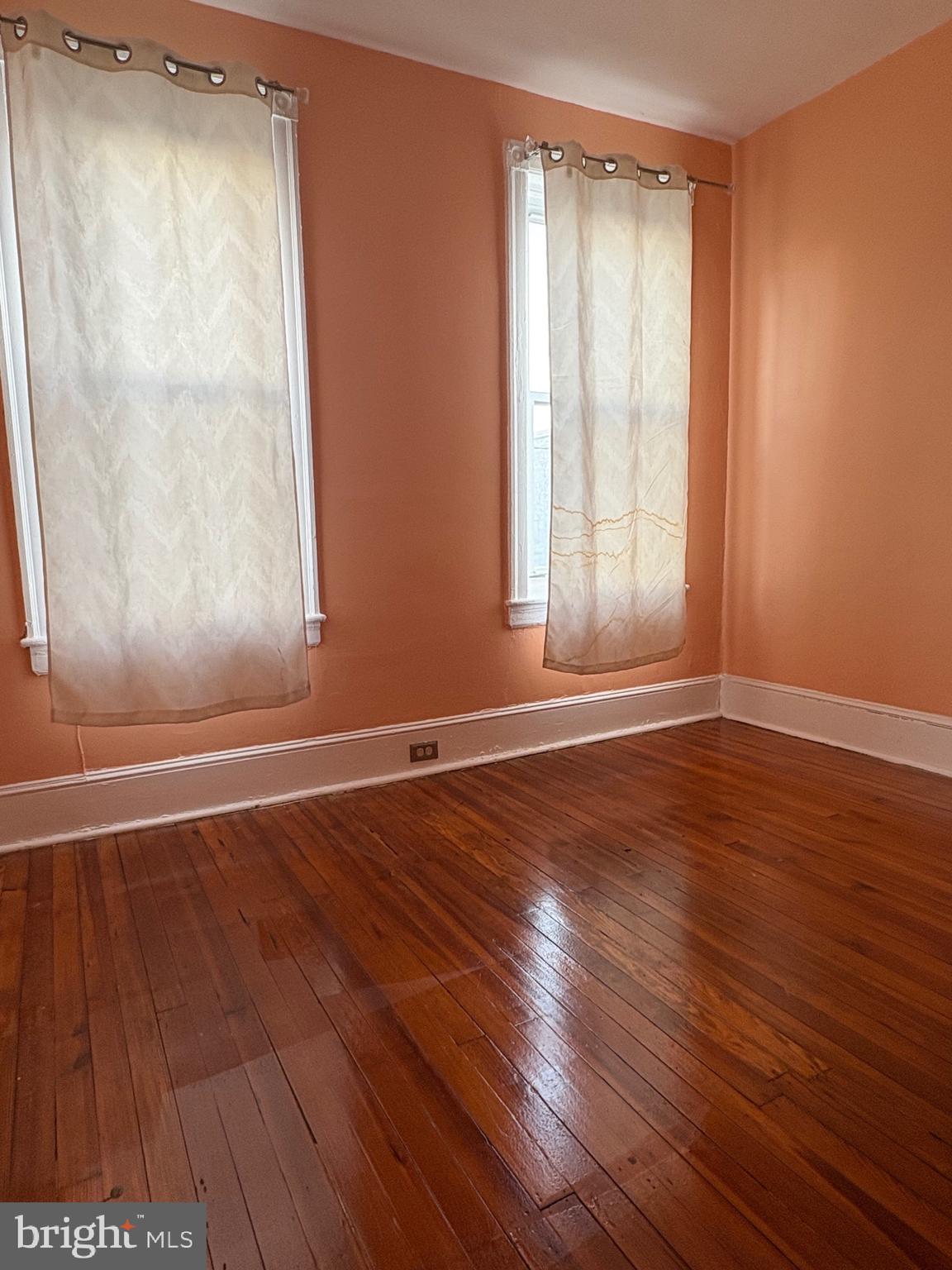 LOGAN - Residential