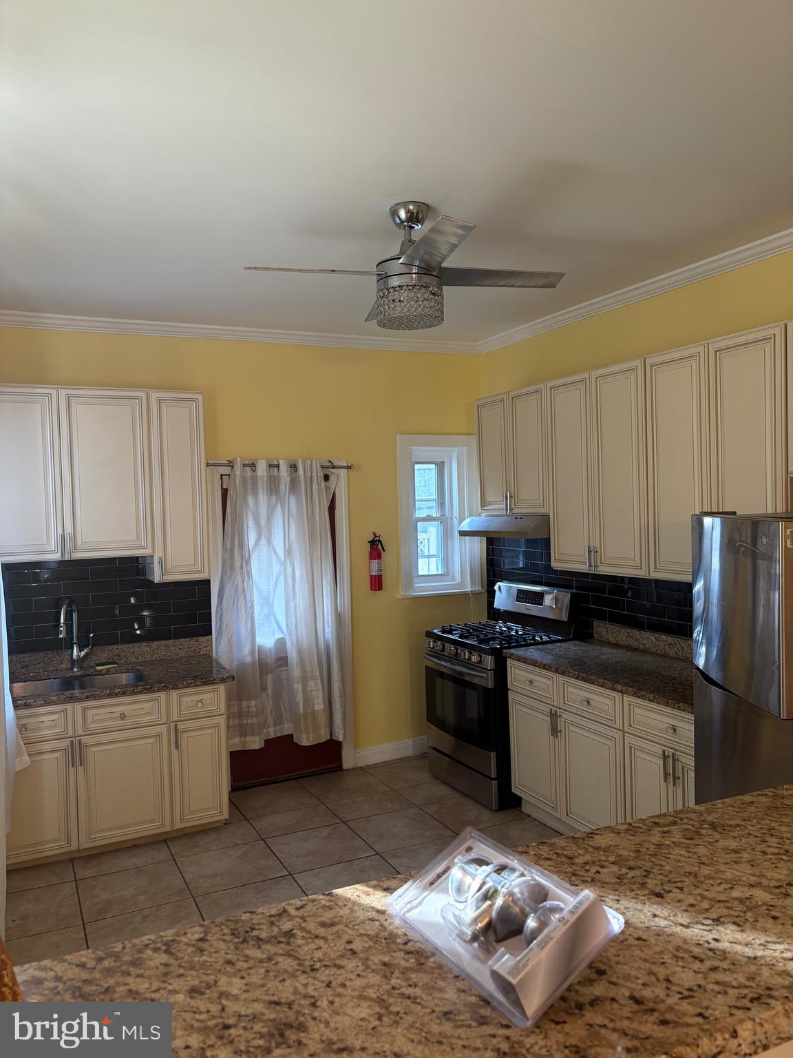 LOGAN - Residential