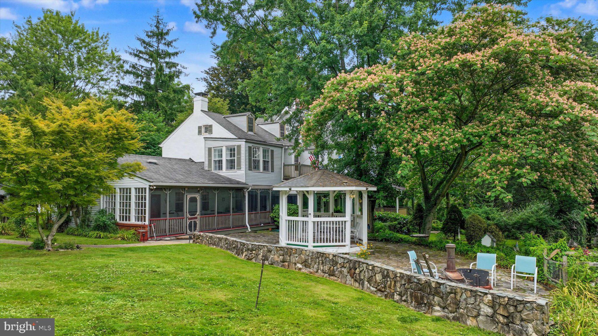 CLIFTON VIEW - Residential