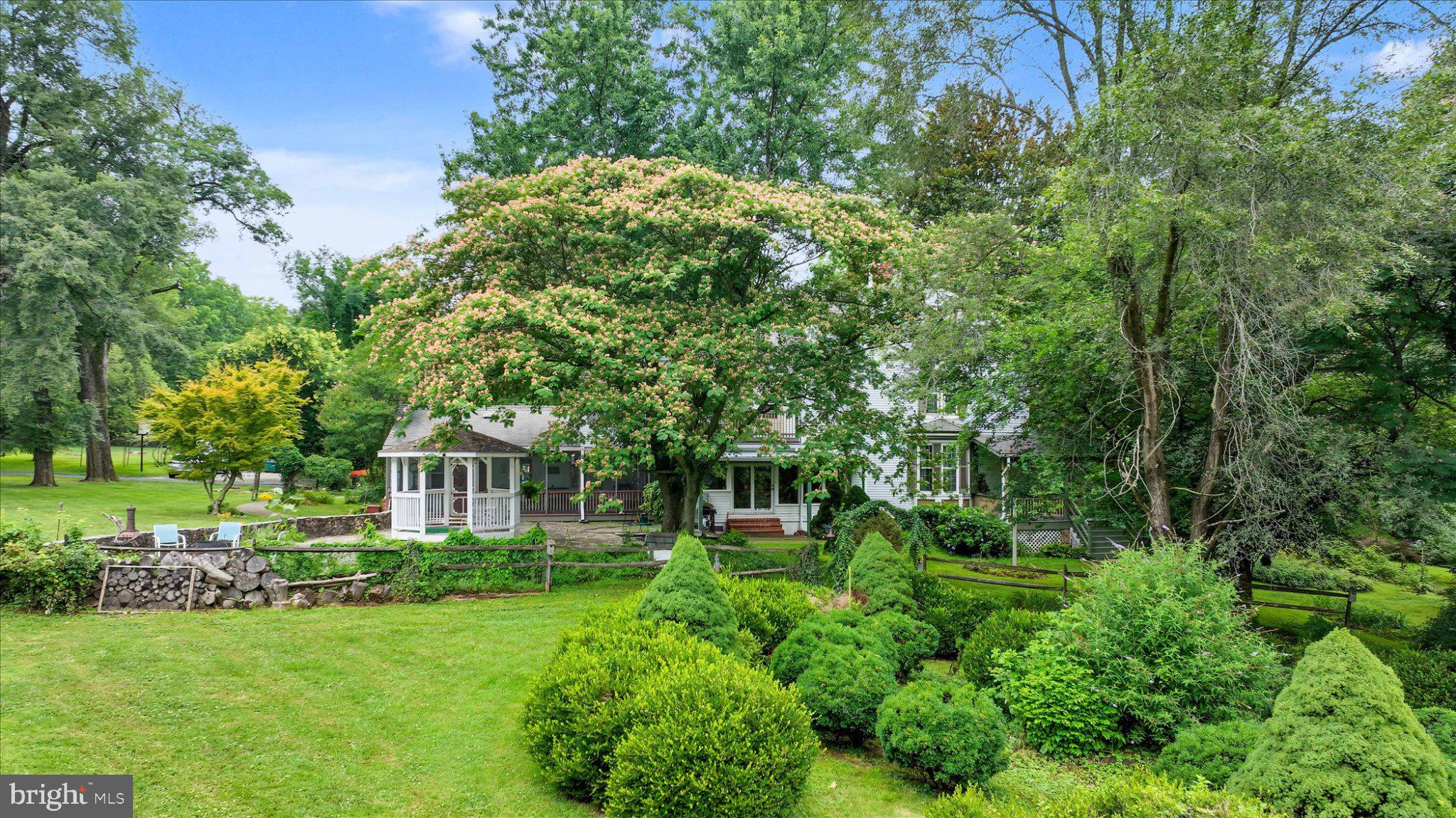 CLIFTON VIEW - Residential