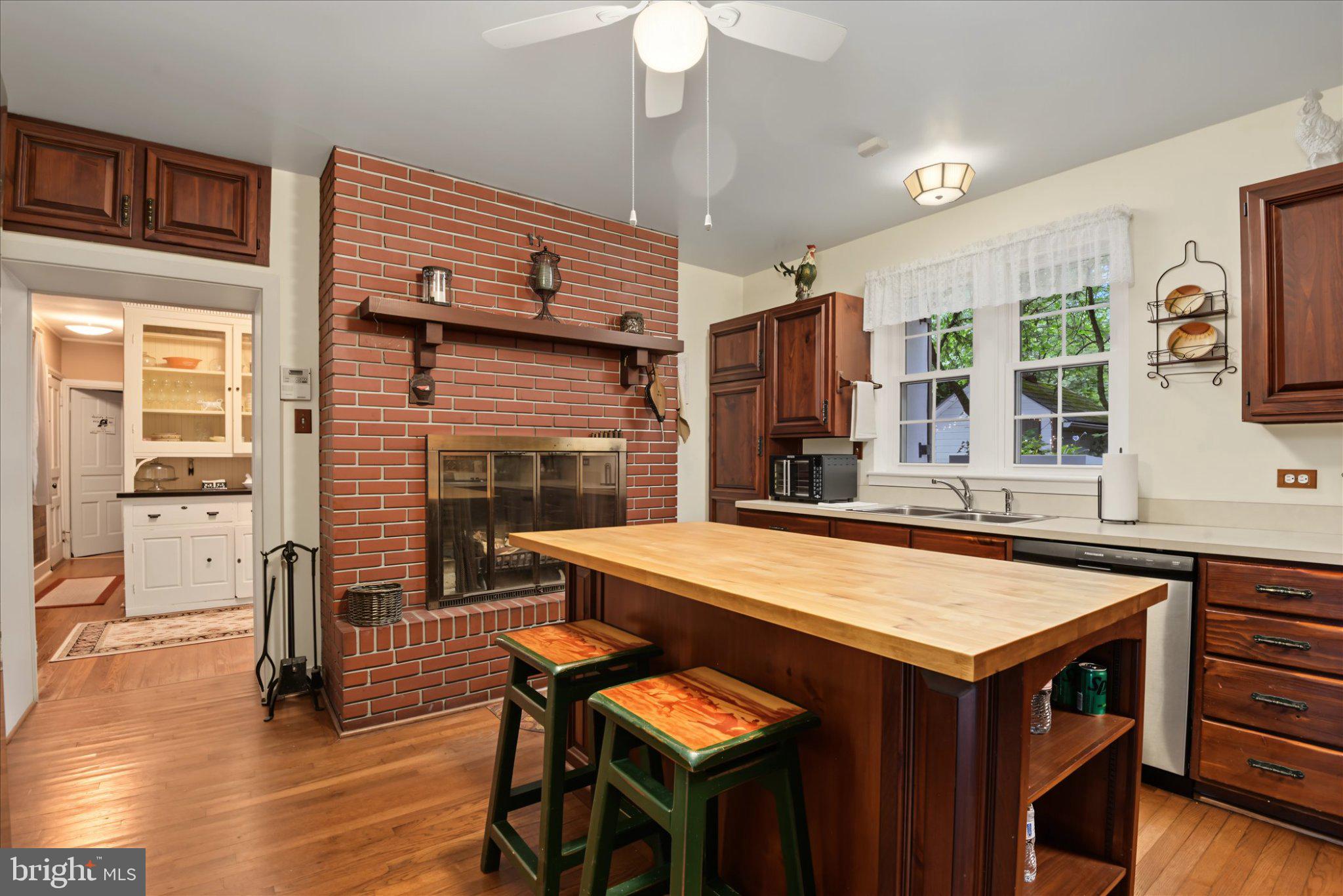 CLIFTON VIEW - Residential