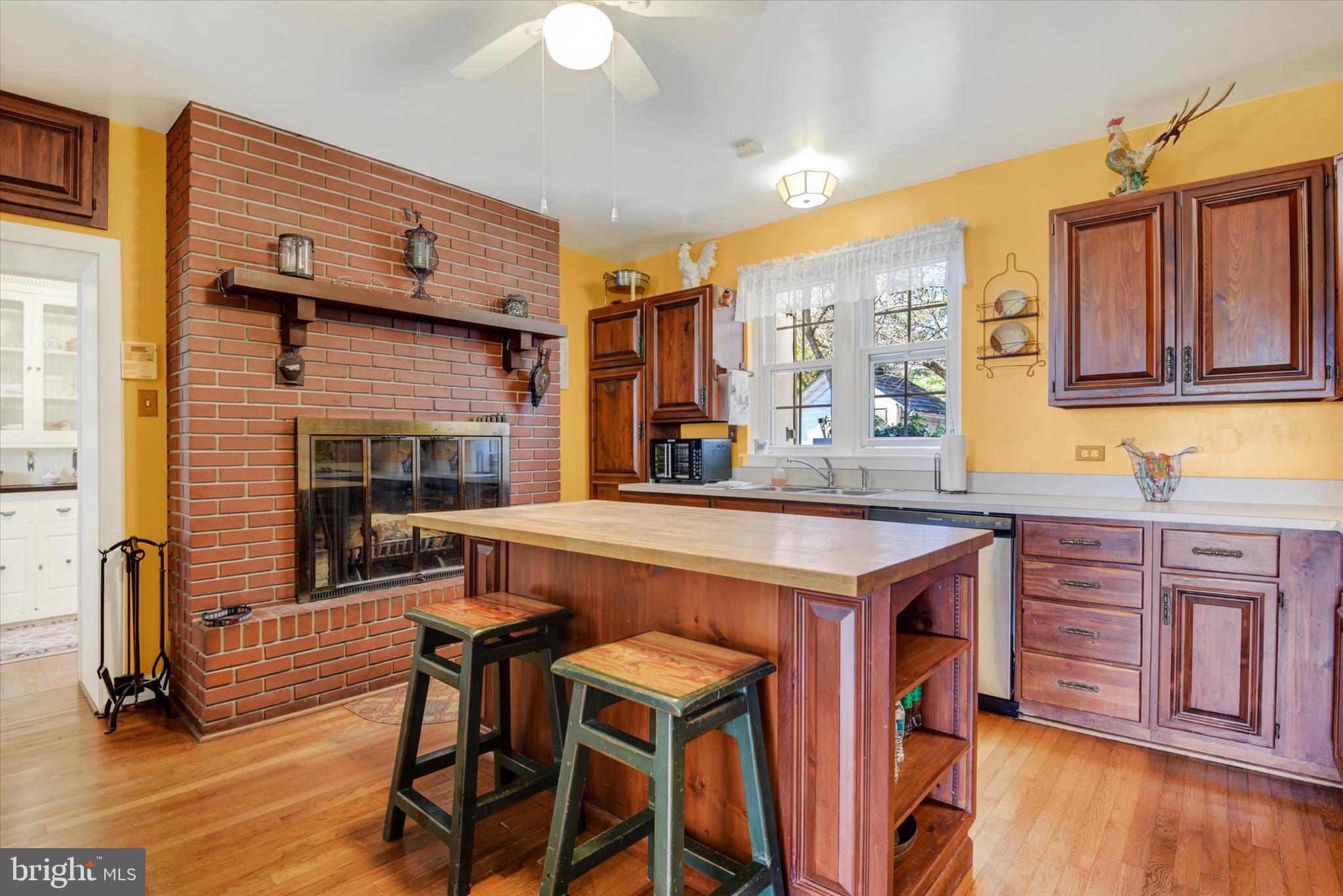 CLIFTON VIEW - Residential