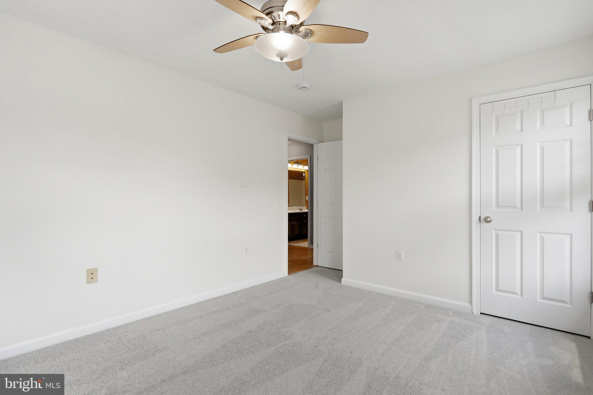 HUNTFIELD - Residential
