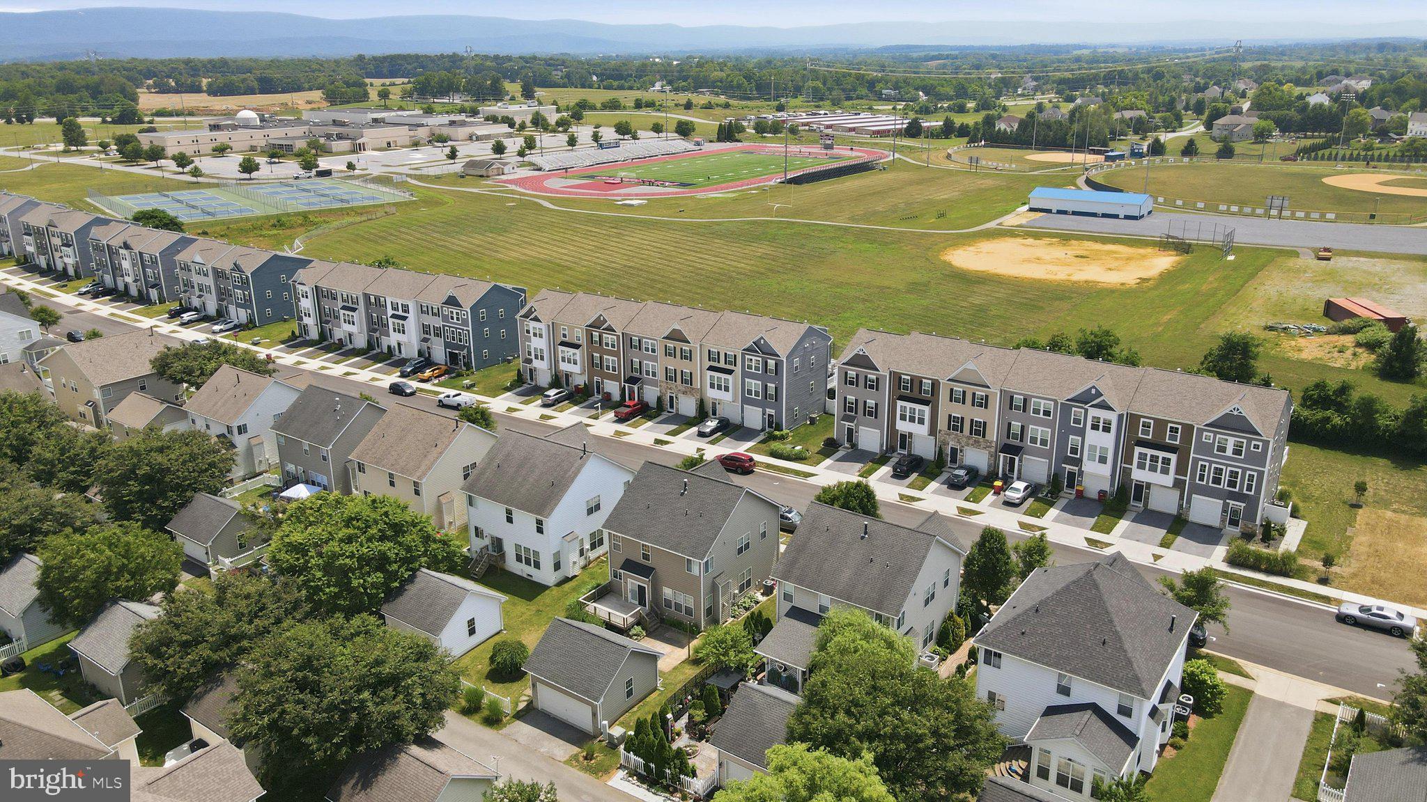 HUNTFIELD - Residential