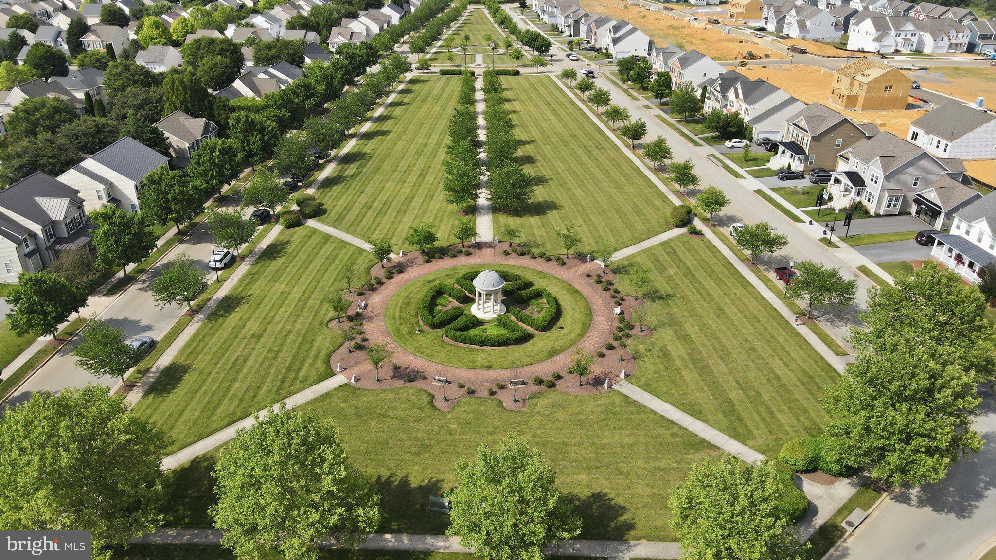 HUNTFIELD - Residential