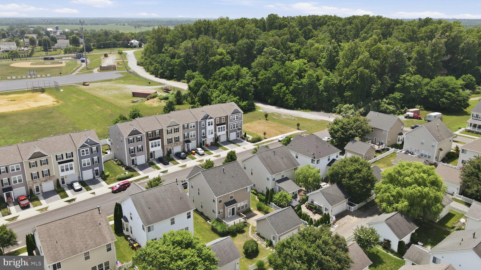 HUNTFIELD - Residential