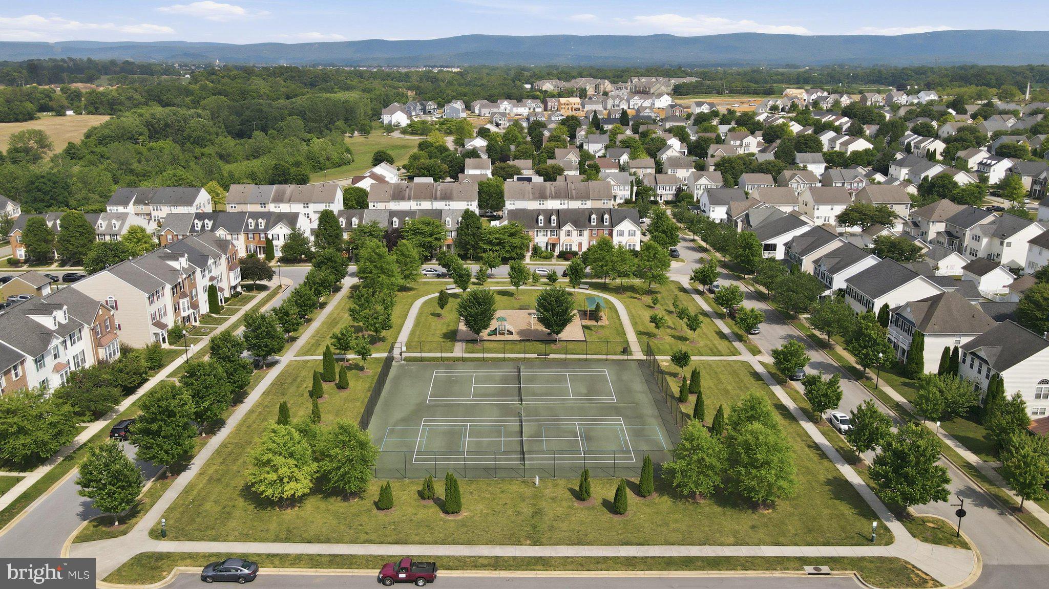 HUNTFIELD - Residential